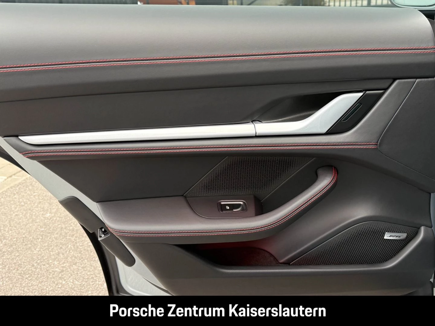 Porsche Taycan GTS Sport Turismo HA-Lenkung Active-Ride gts
