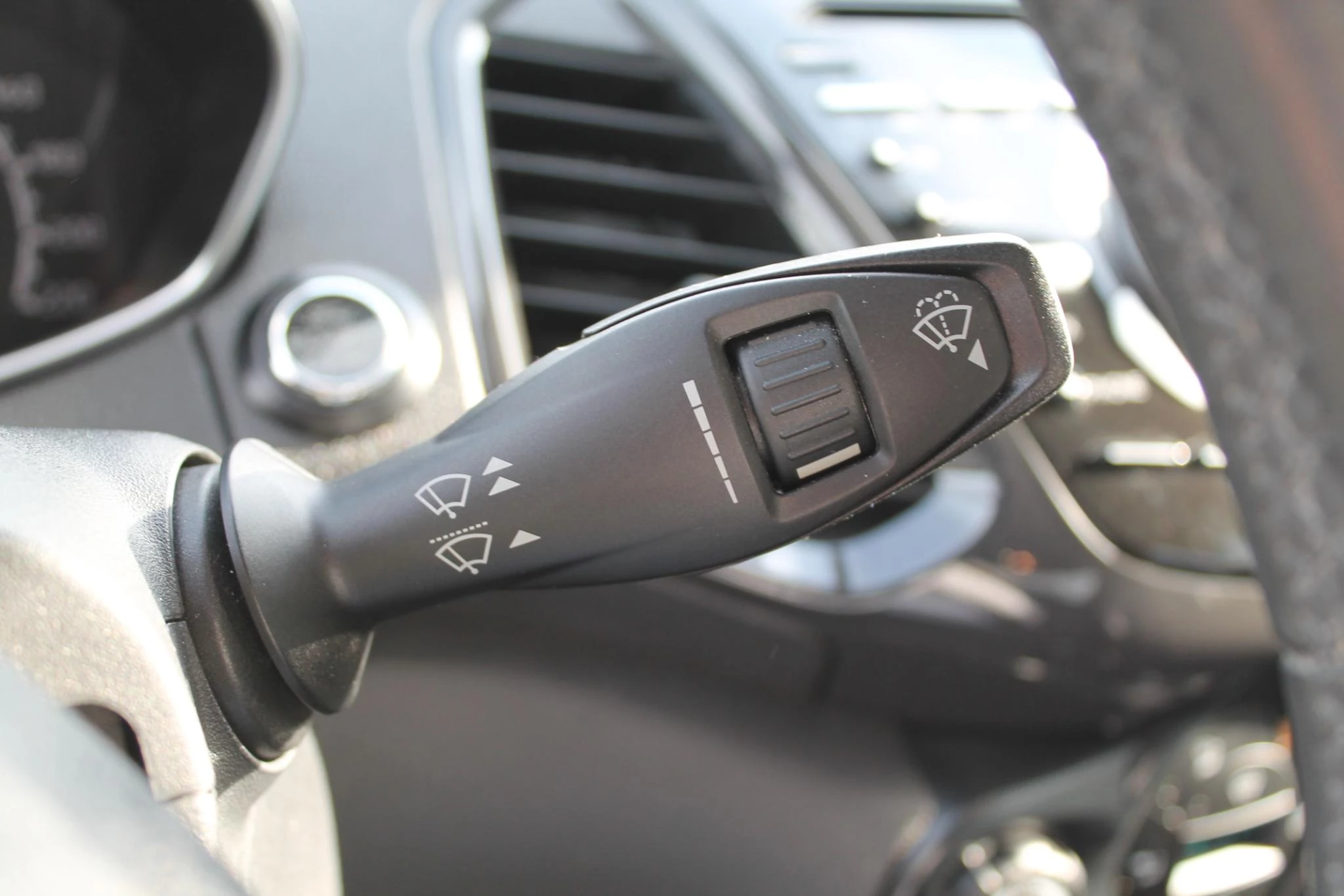 Ford-EcoSport-image-22