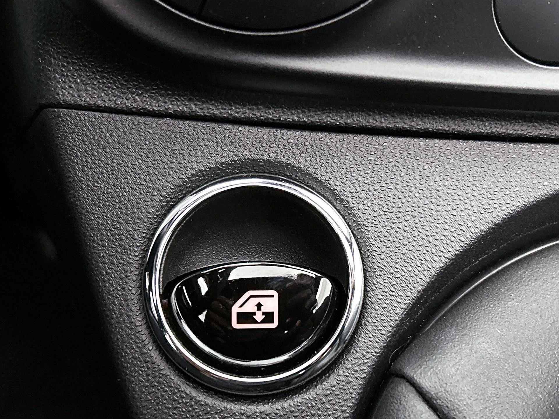 Fiat-500C-image-7