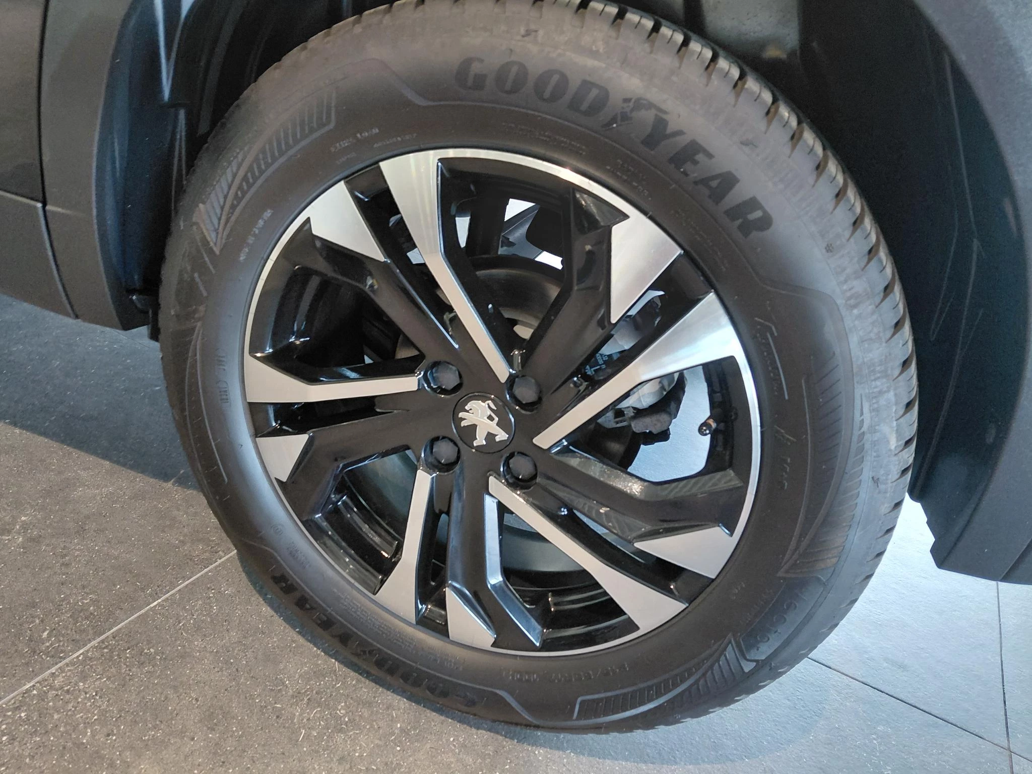 Peugeot-2008-image-10