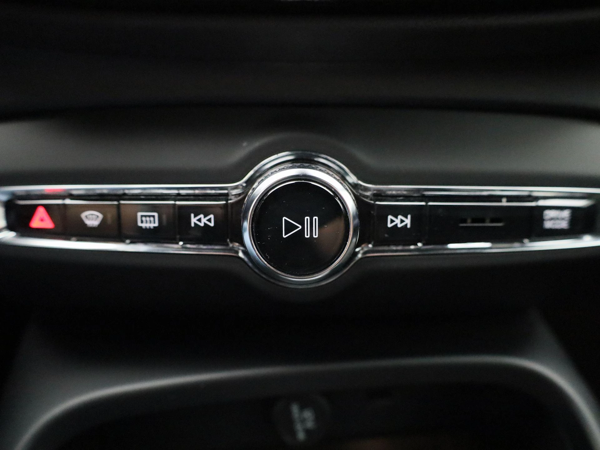 Volvo-XC40-image-17