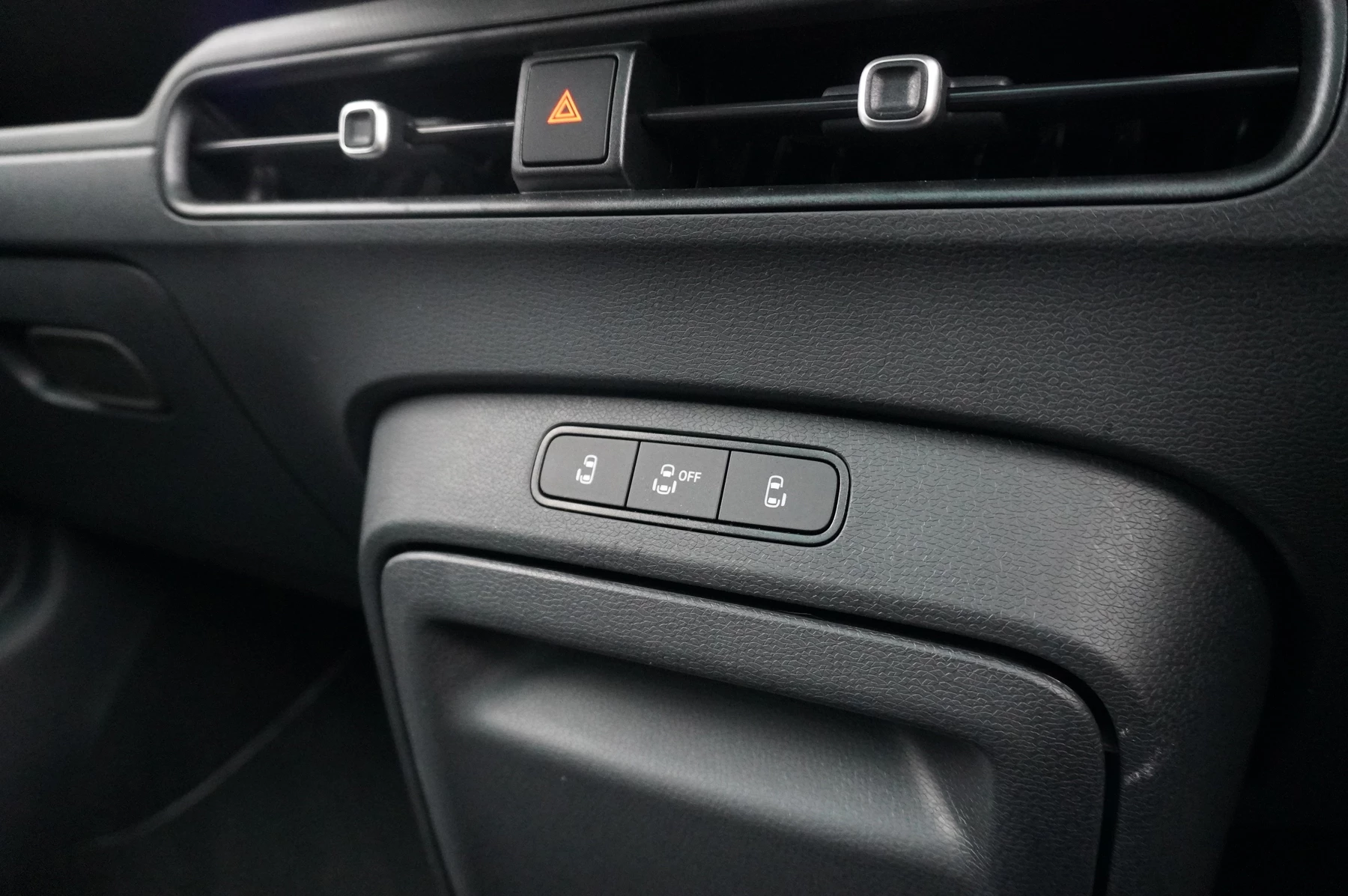 Volkswagen-ID. Buzz-image-29