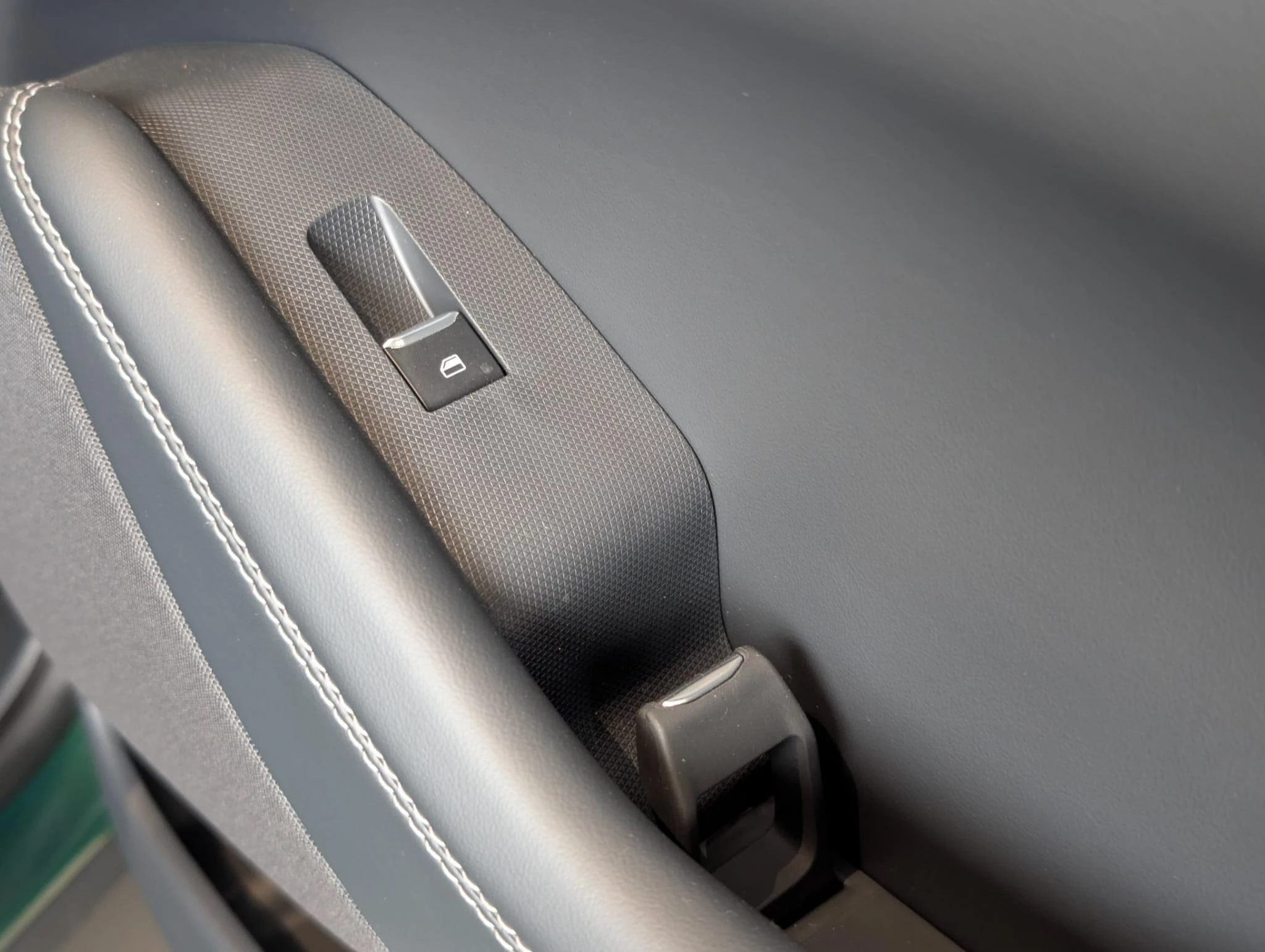 Ford-Mustang Mach-E-image-14