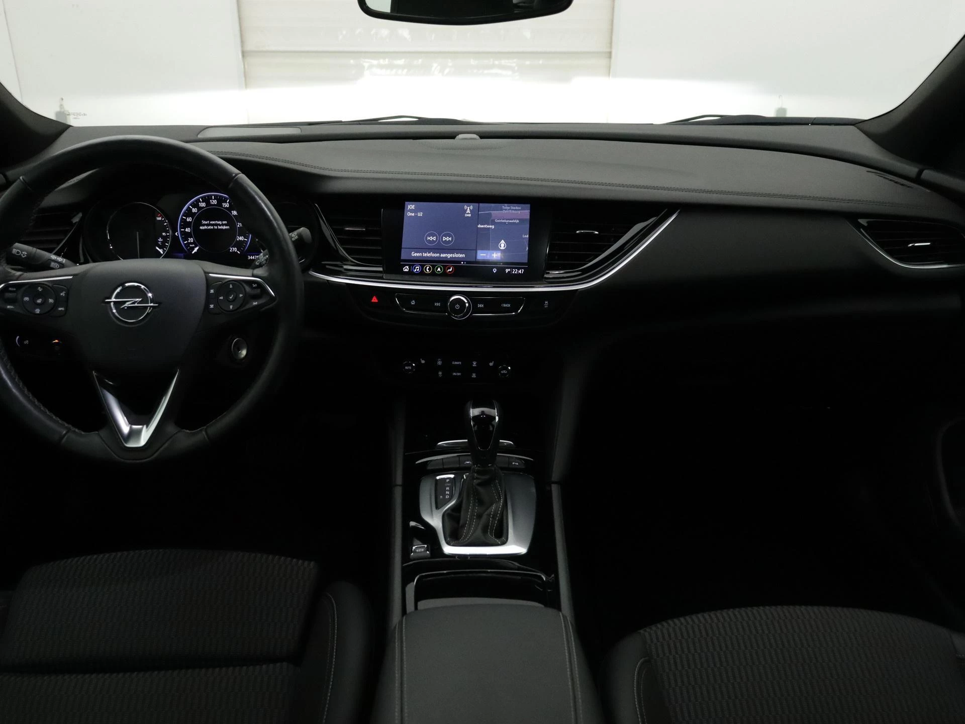 Opel-Insignia-image-14