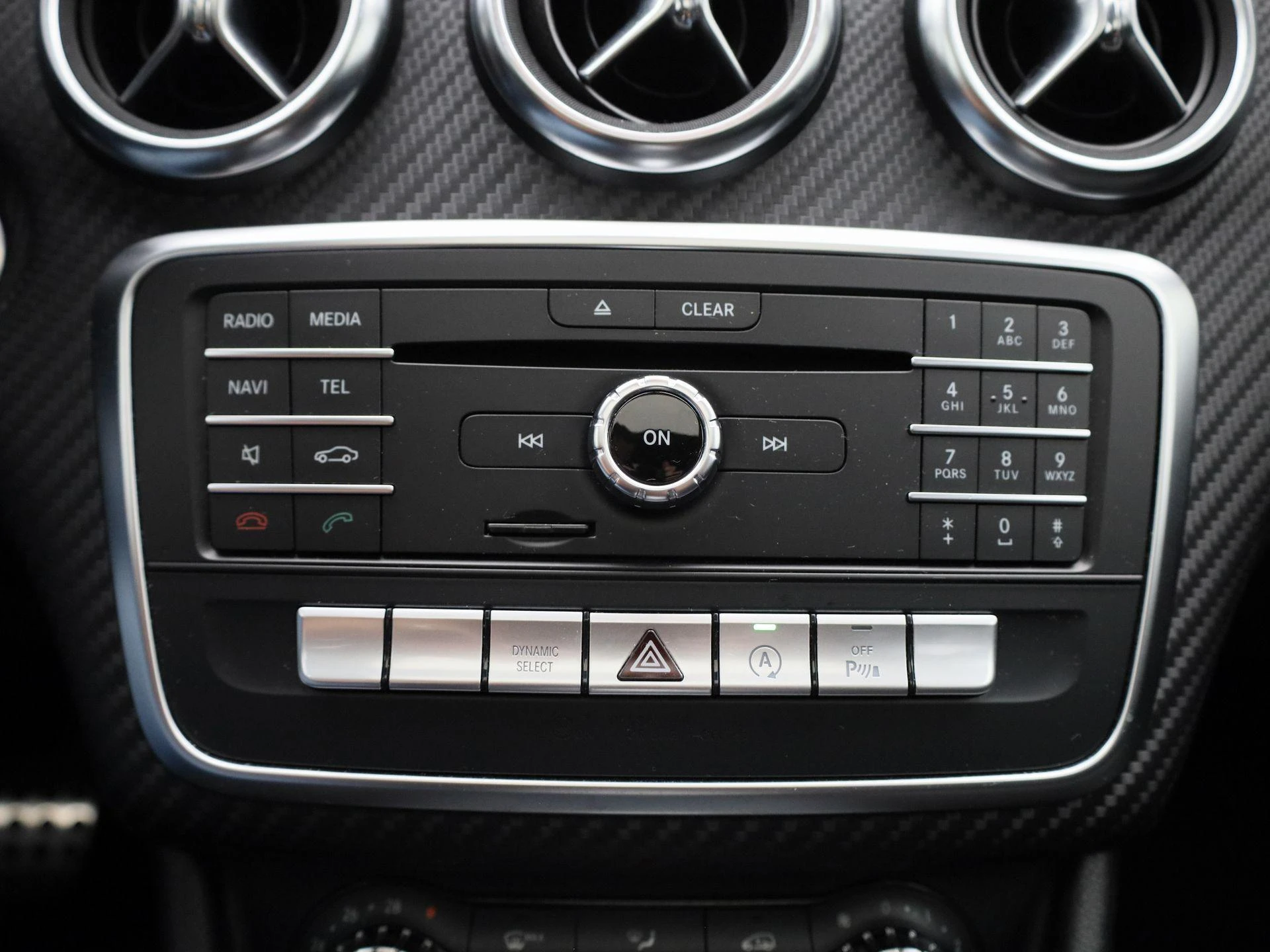 Mercedes-Benz-A-Klasse-image-16
