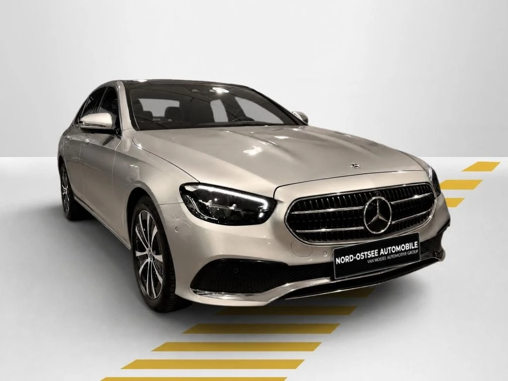 Mercedes-Benz-E-Klasse 300 de-image-17
