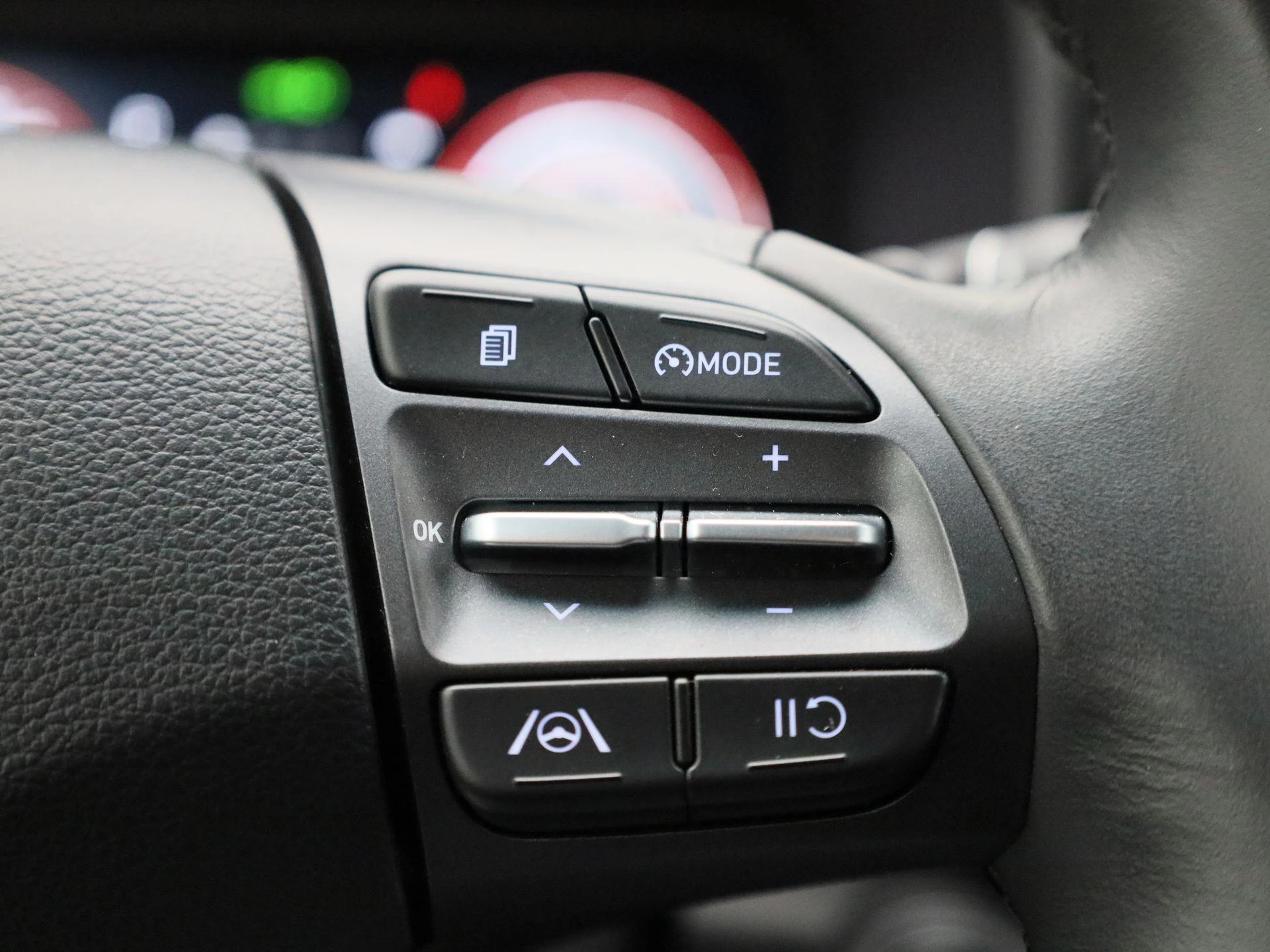 Hyundai-Kona-image-25