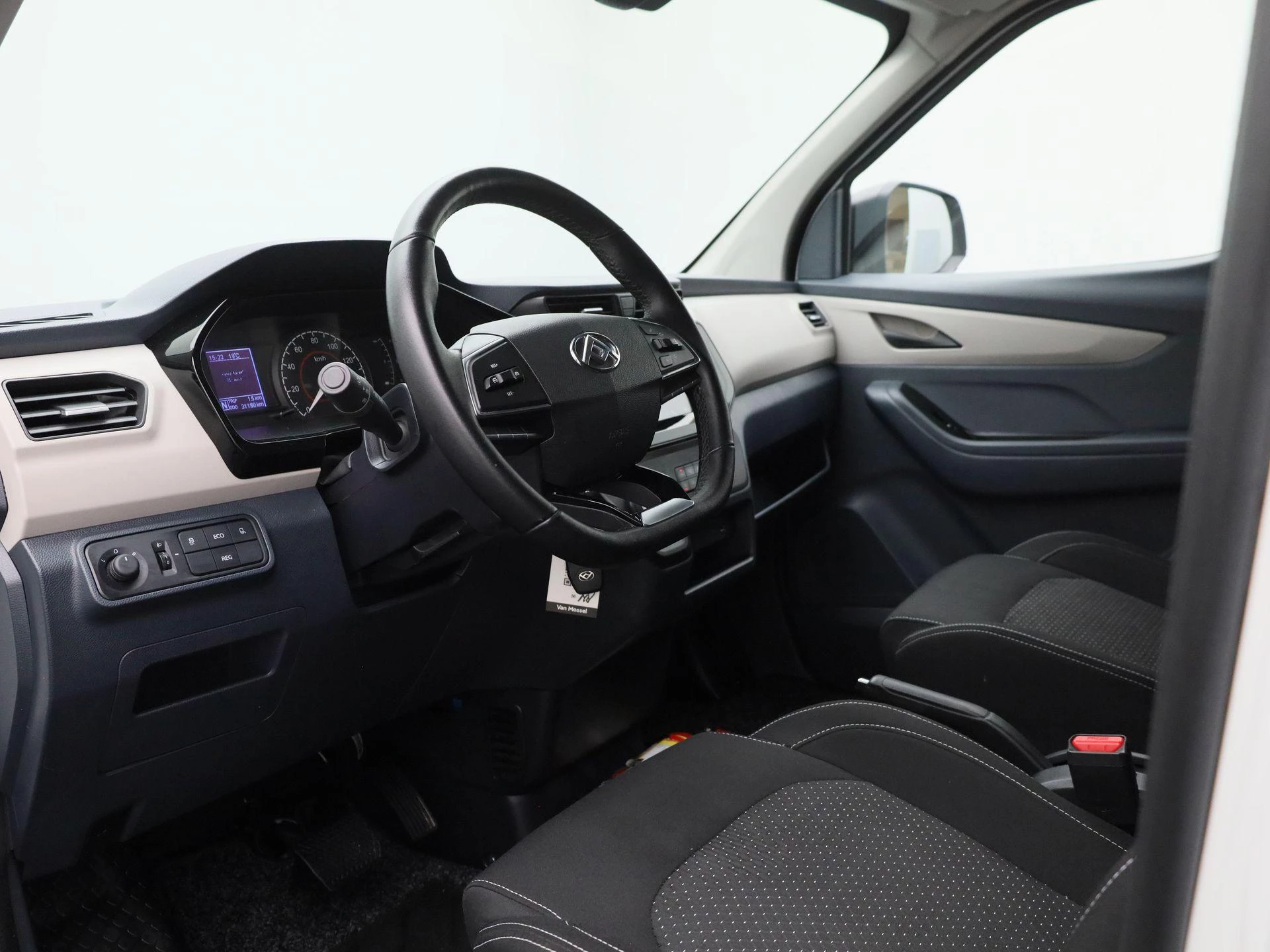 Maxus-eDeliver3-image-29