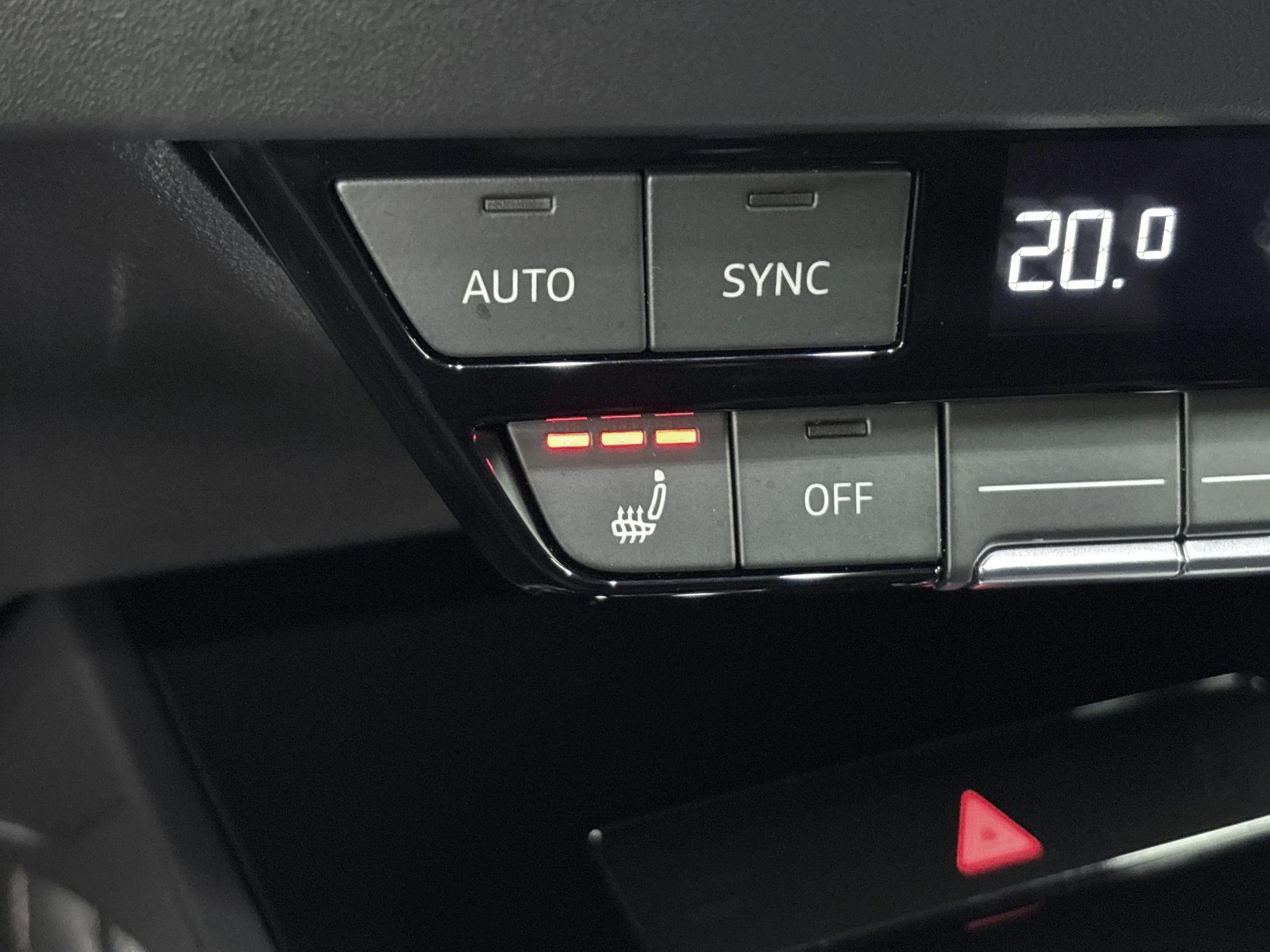 Audi-Q4 e-tron-image-7