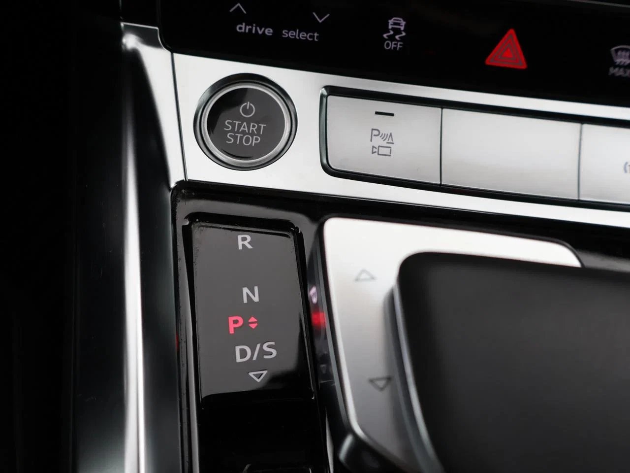 Audi-e-tron-image-23
