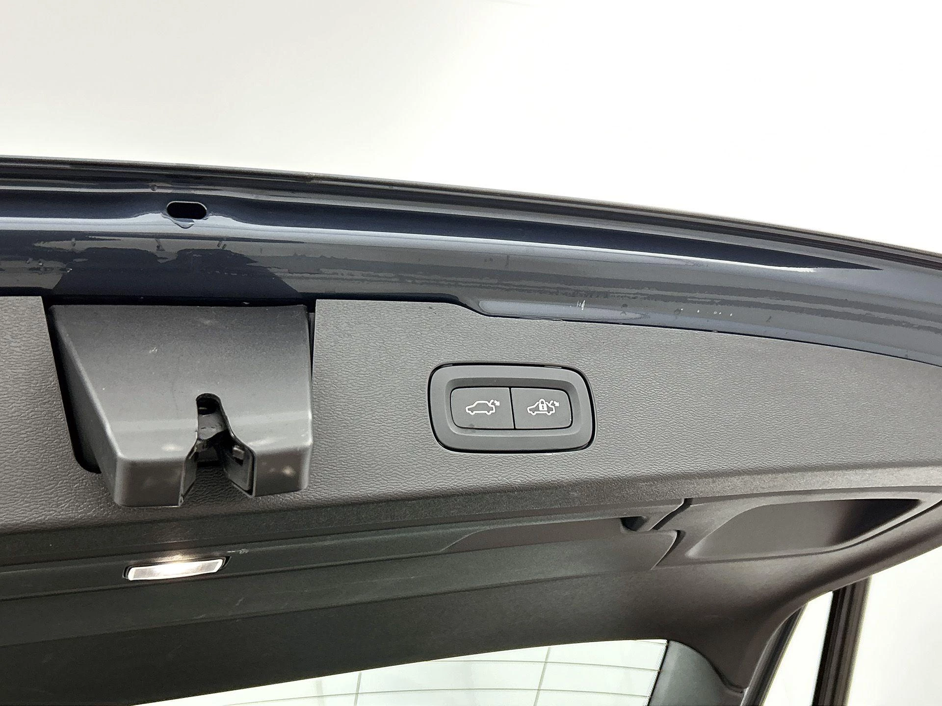 Volvo-V60-image-23