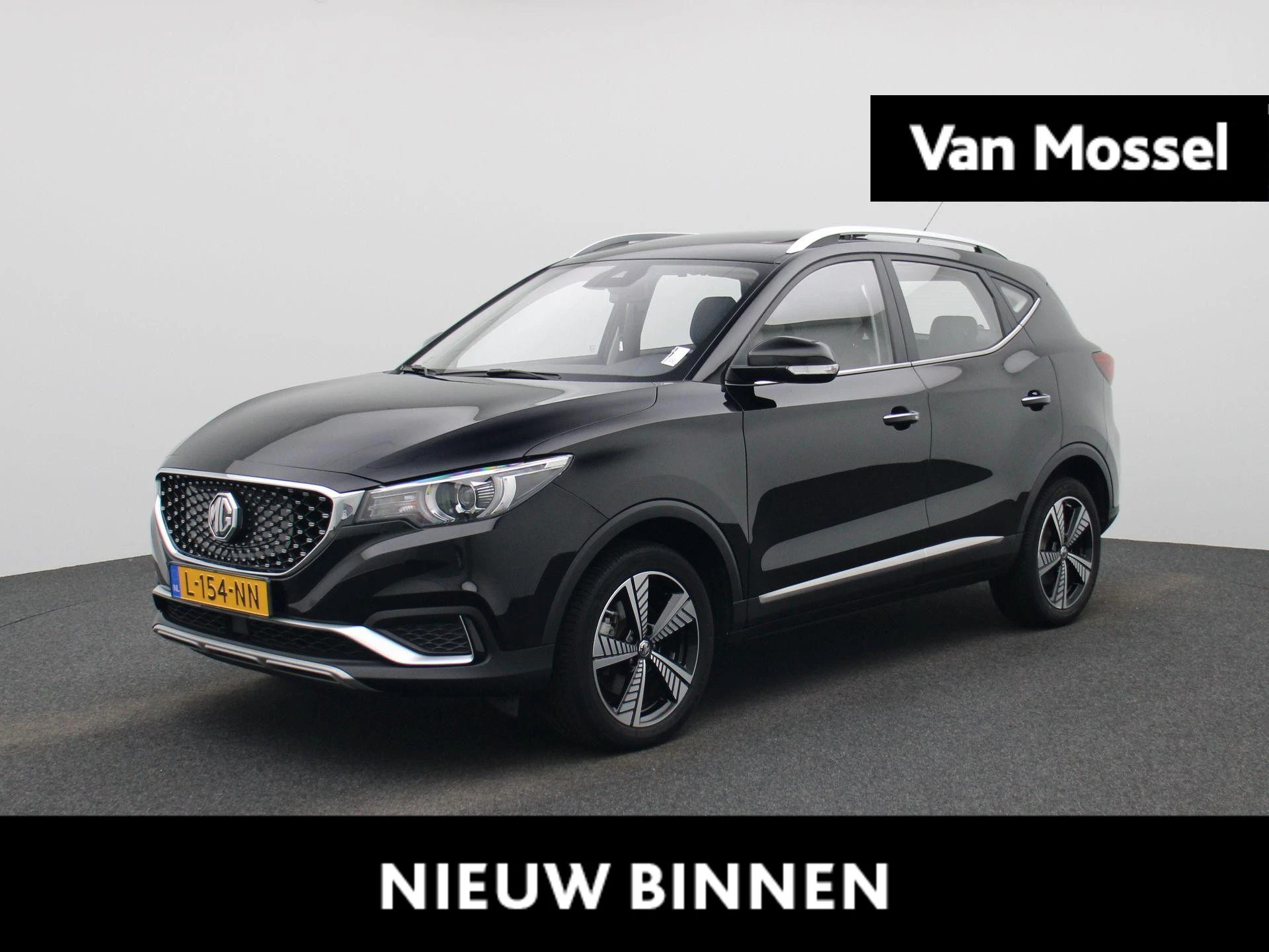 MG-ZS EV-image-0