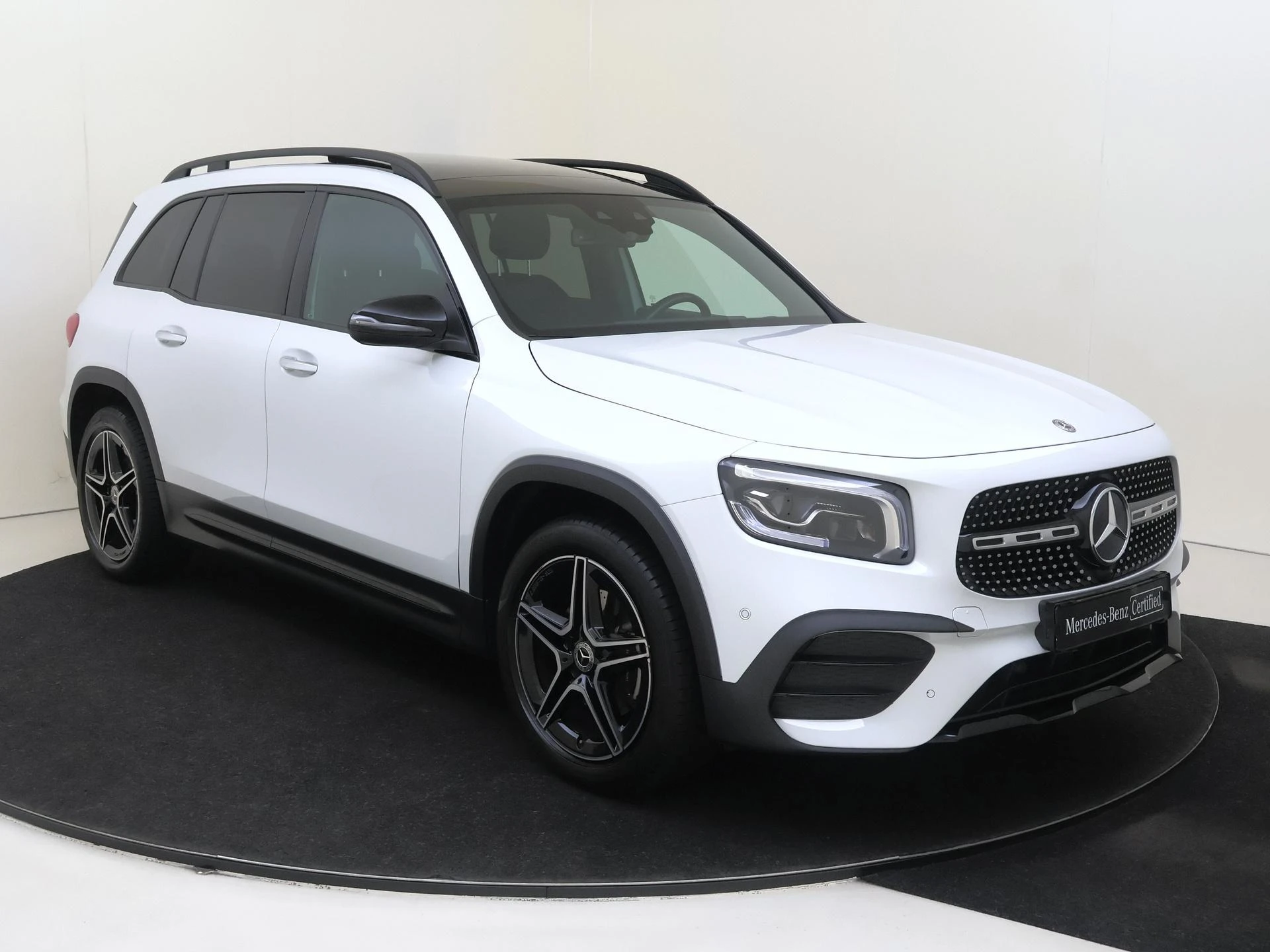 Mercedes-Benz GLB 180 Business Solution AMG