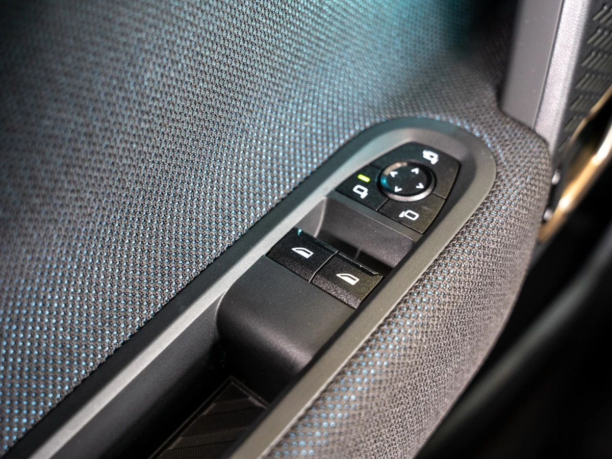 MINI-Electric-image-12