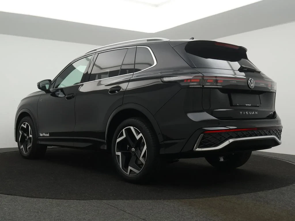 Volkswagen-Tiguan-image-5