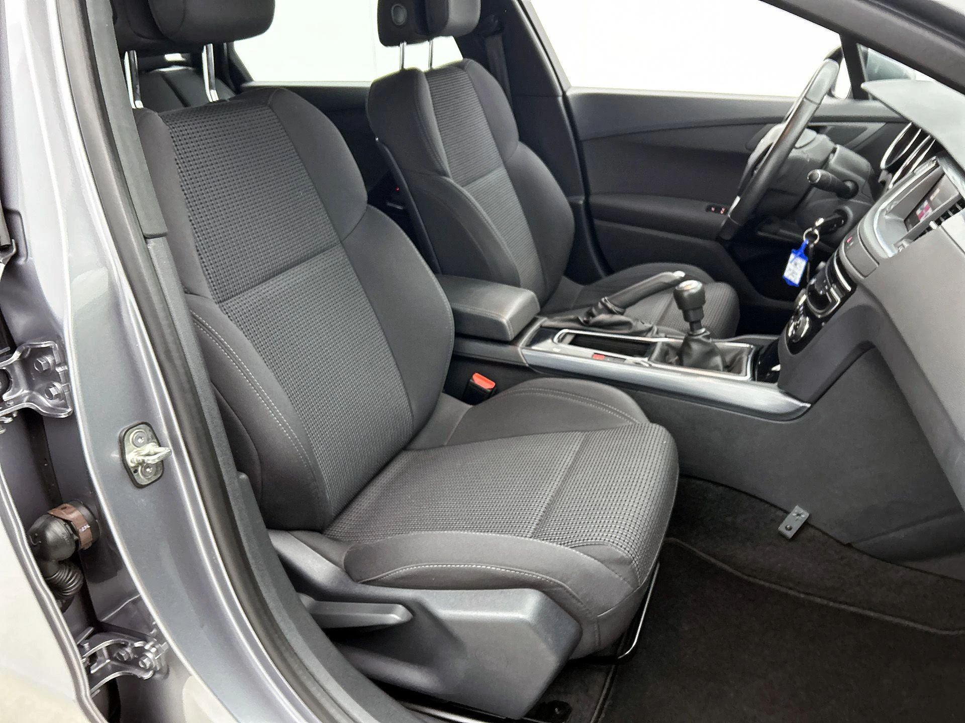 Peugeot-508-image-41