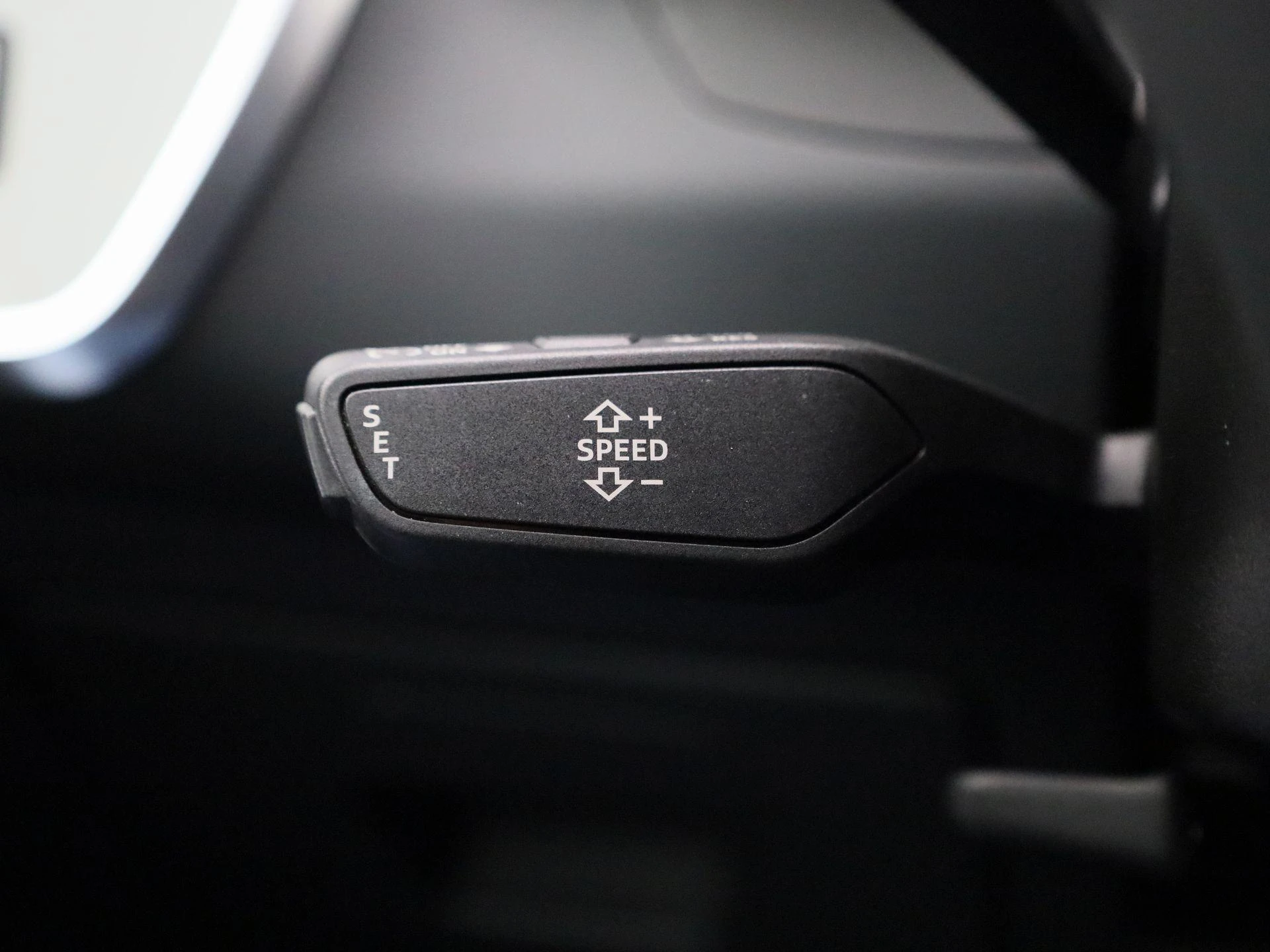 Audi-A6-image-21