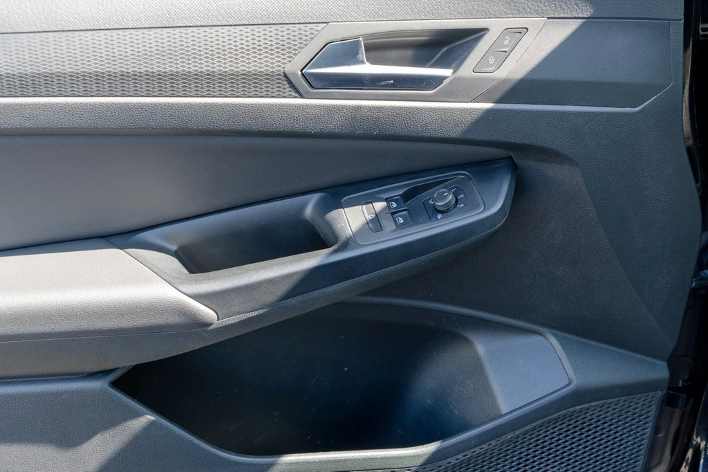 Volkswagen-Caddy-image-15