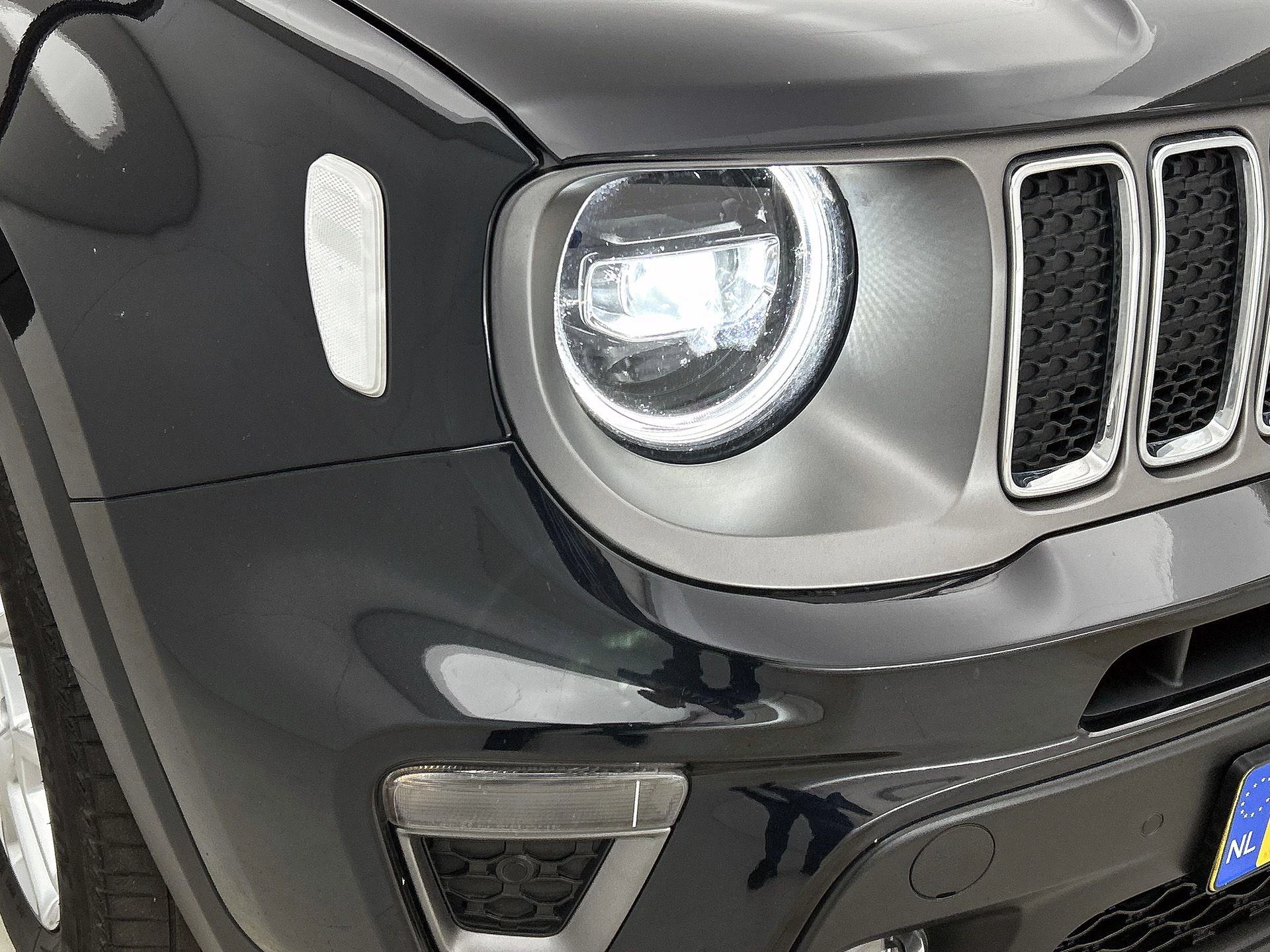 Jeep-Renegade-image-26