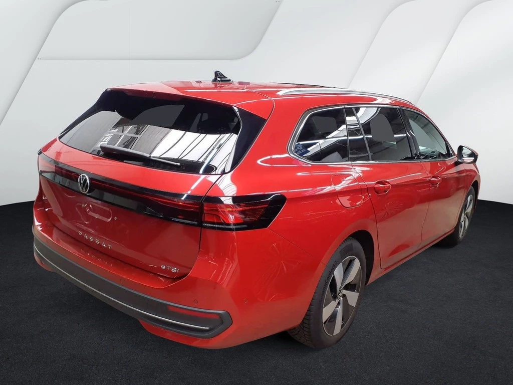 Volkswagen Passat Variant eTSI DSG Business /Navi/LED/AHK
