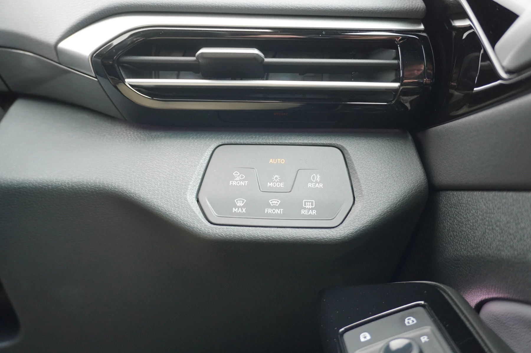 Volkswagen-ID.4-image-17