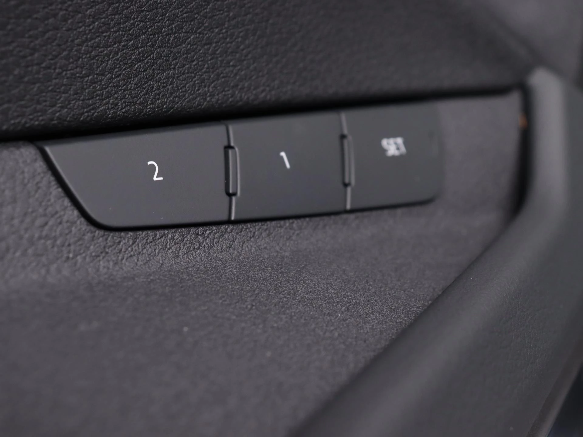 Audi-Q8 e-tron-image-26