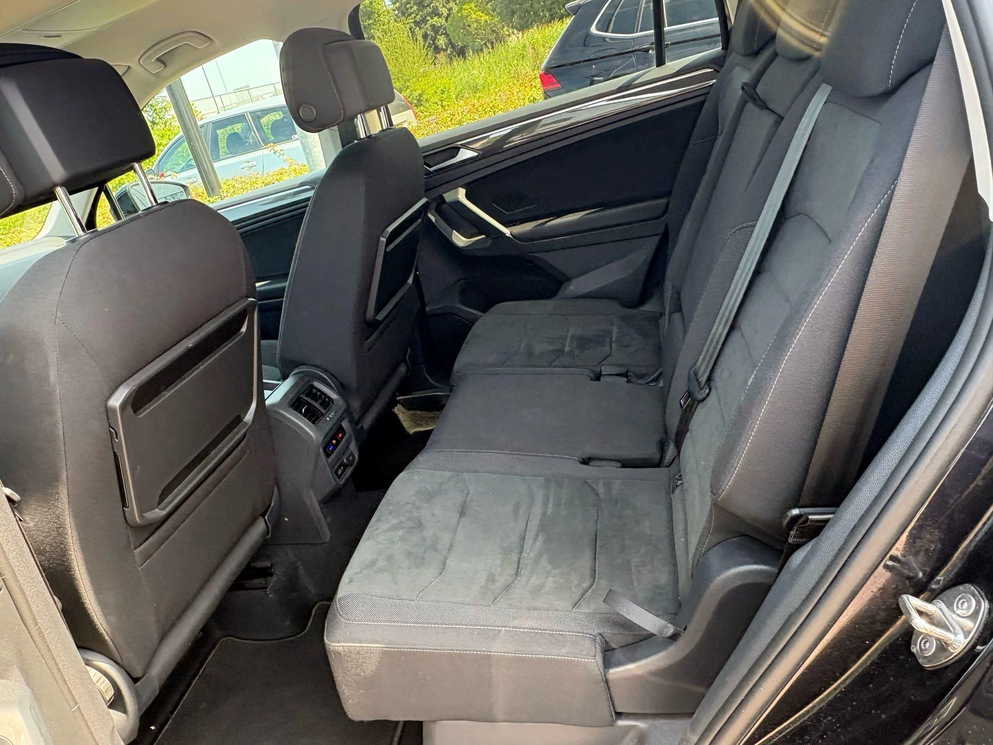 Volkswagen-Tiguan Allspace-image-9