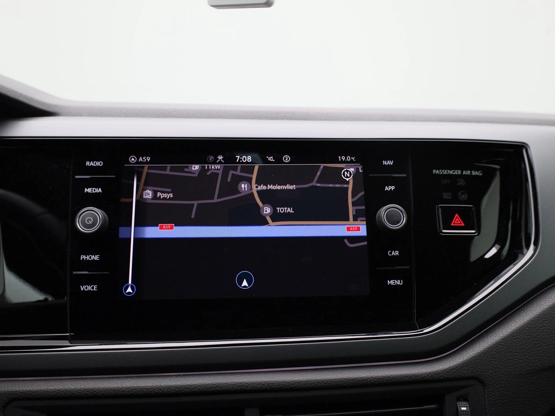 Volkswagen-Polo-image-11