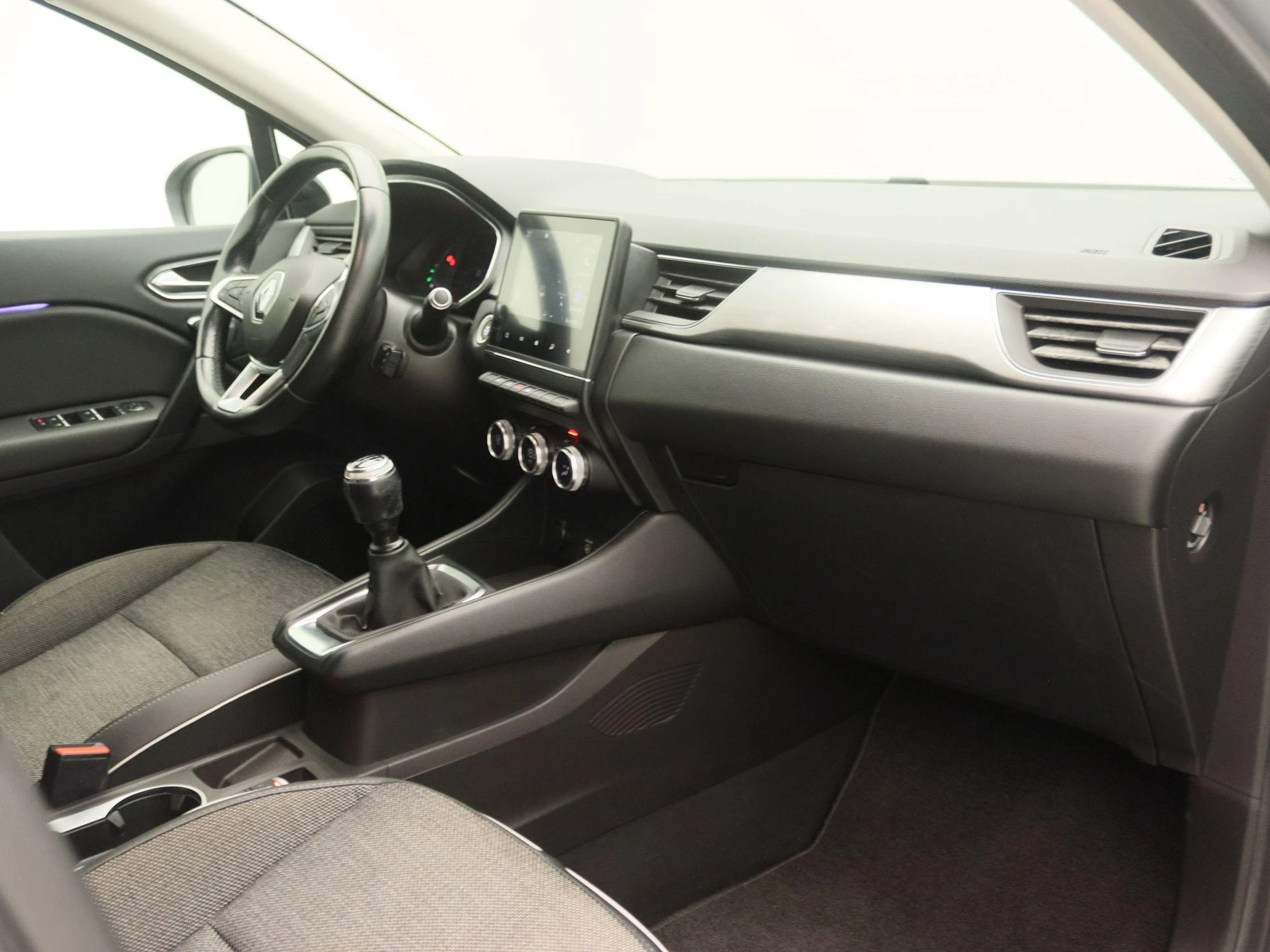 Renault-Captur-image-21