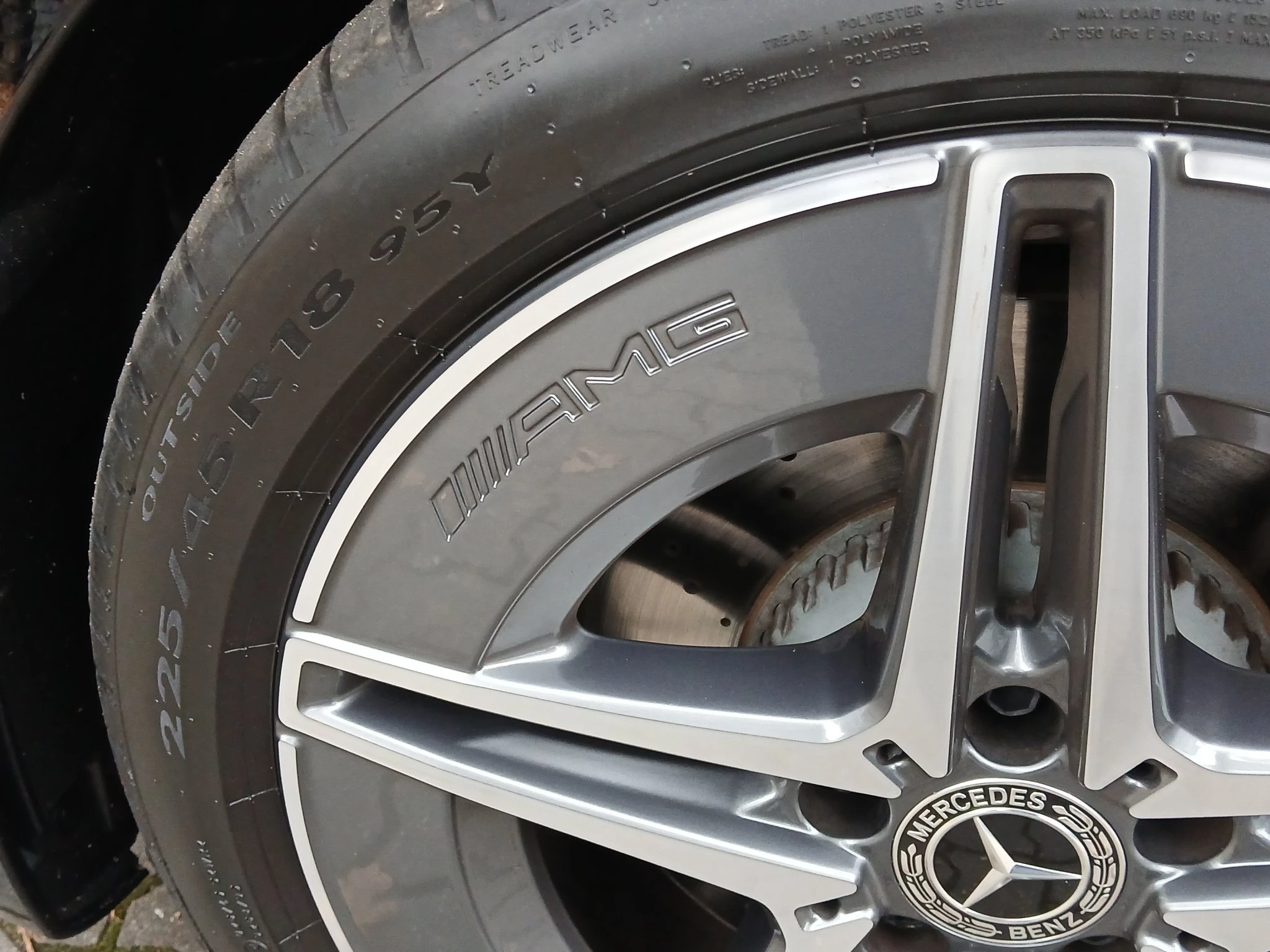 Mercedes-Benz C-Klasse 300 d T AMG Line AUT | AHK | LED | NAV