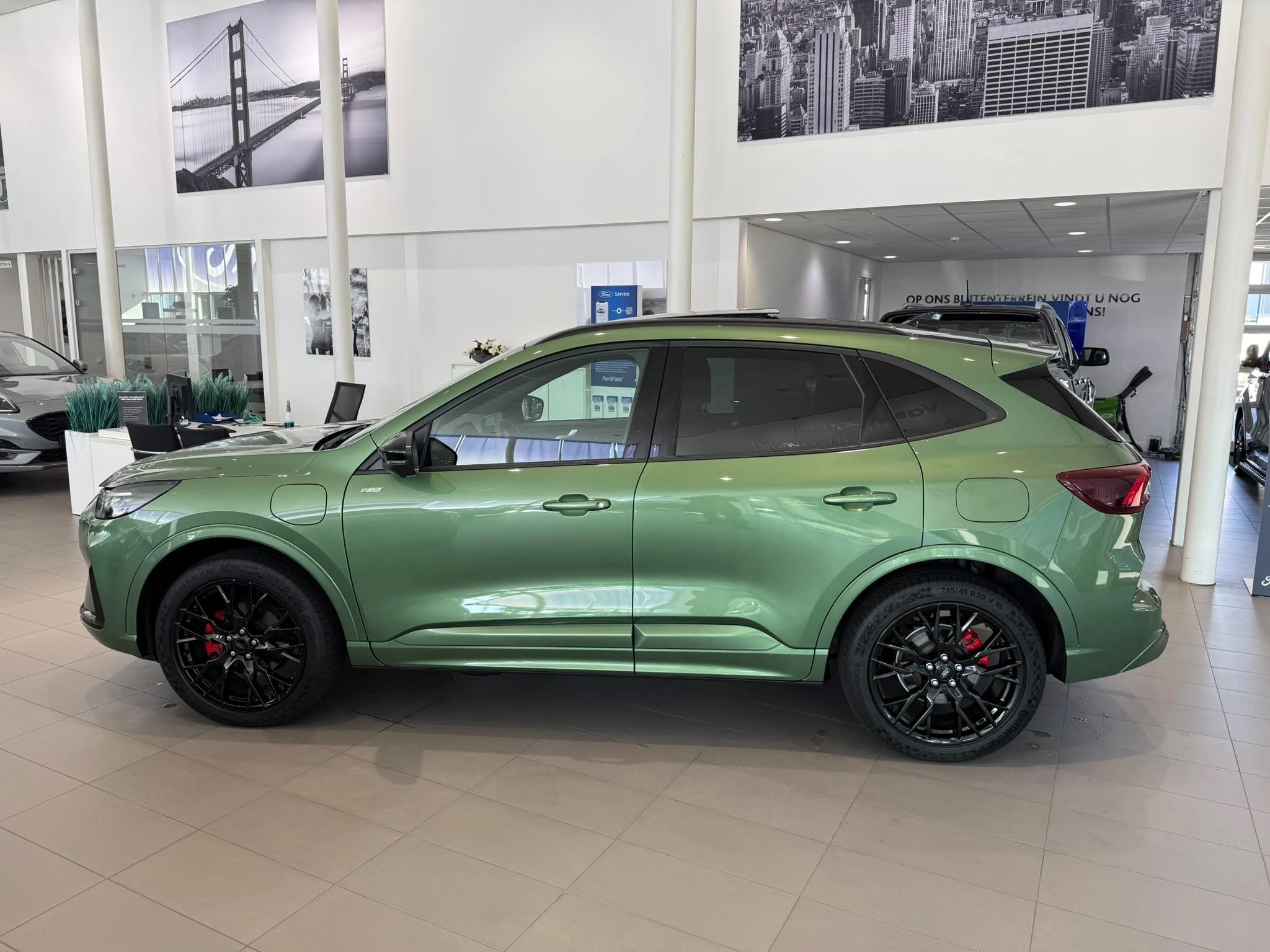 Ford-Kuga-image-7