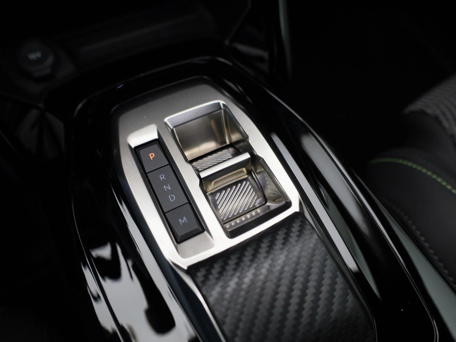 Peugeot-208-image-21