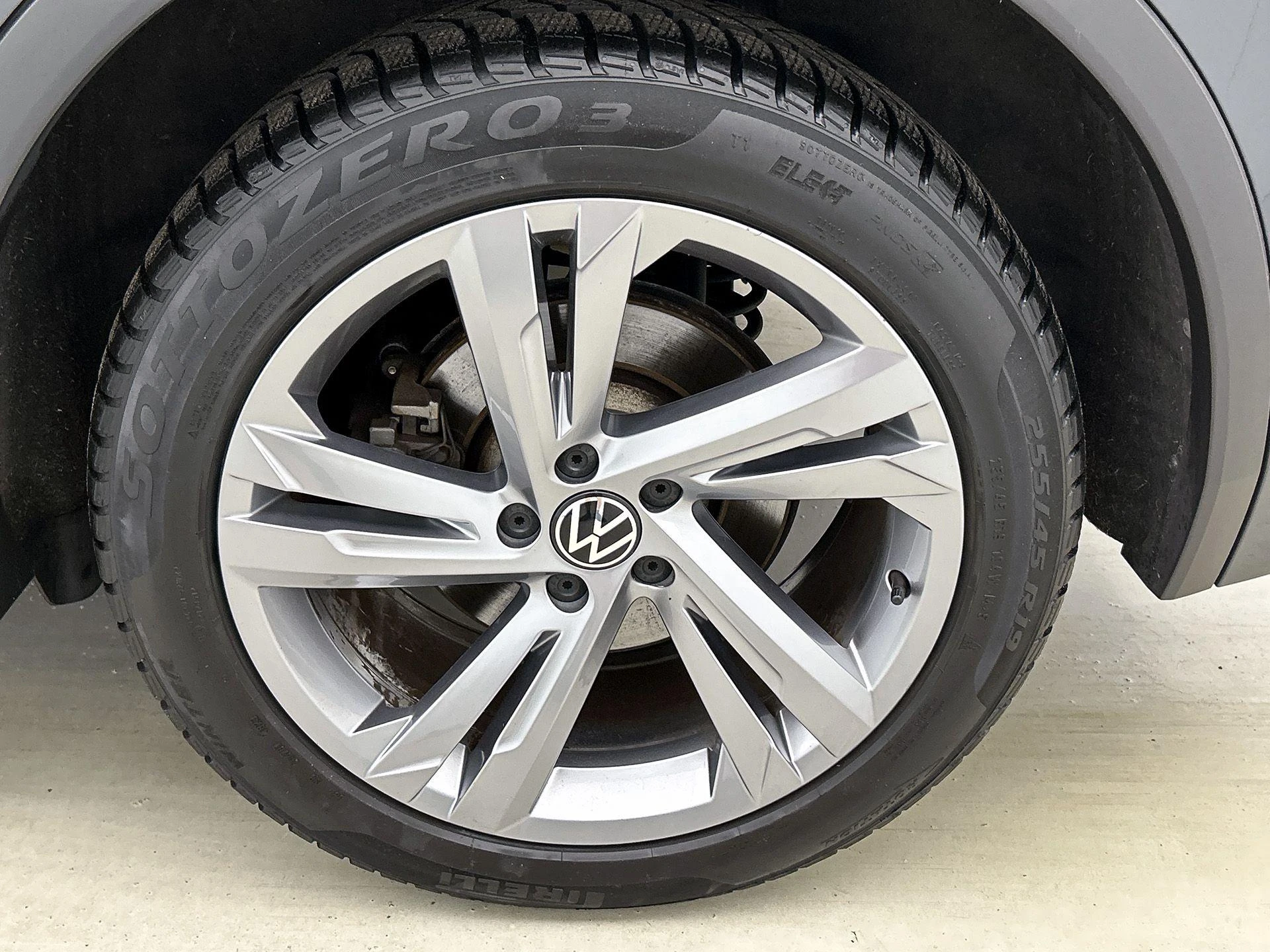 Volkswagen-Tiguan-image-41