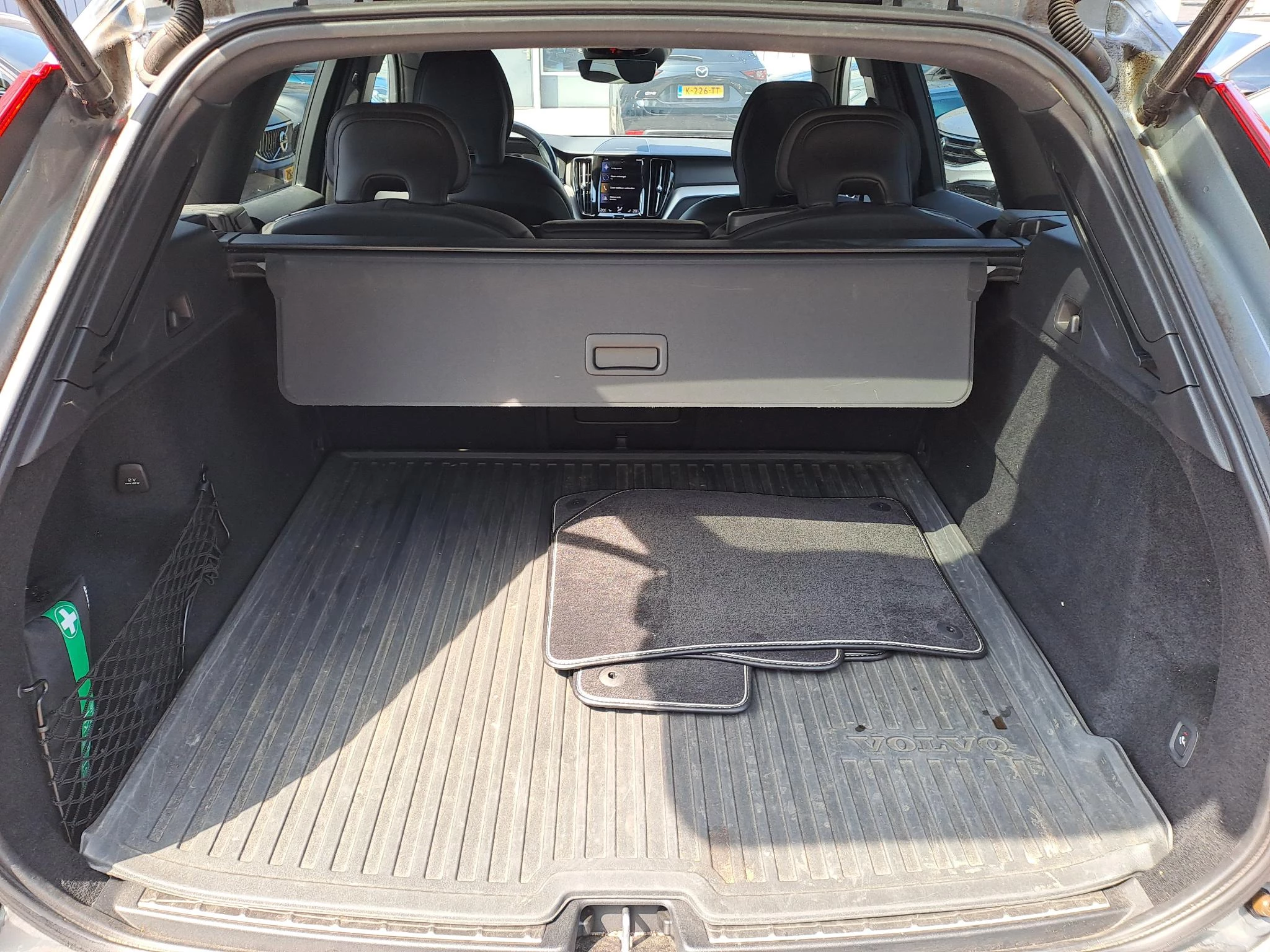 Volvo XC60 2.0 B5 R-Design