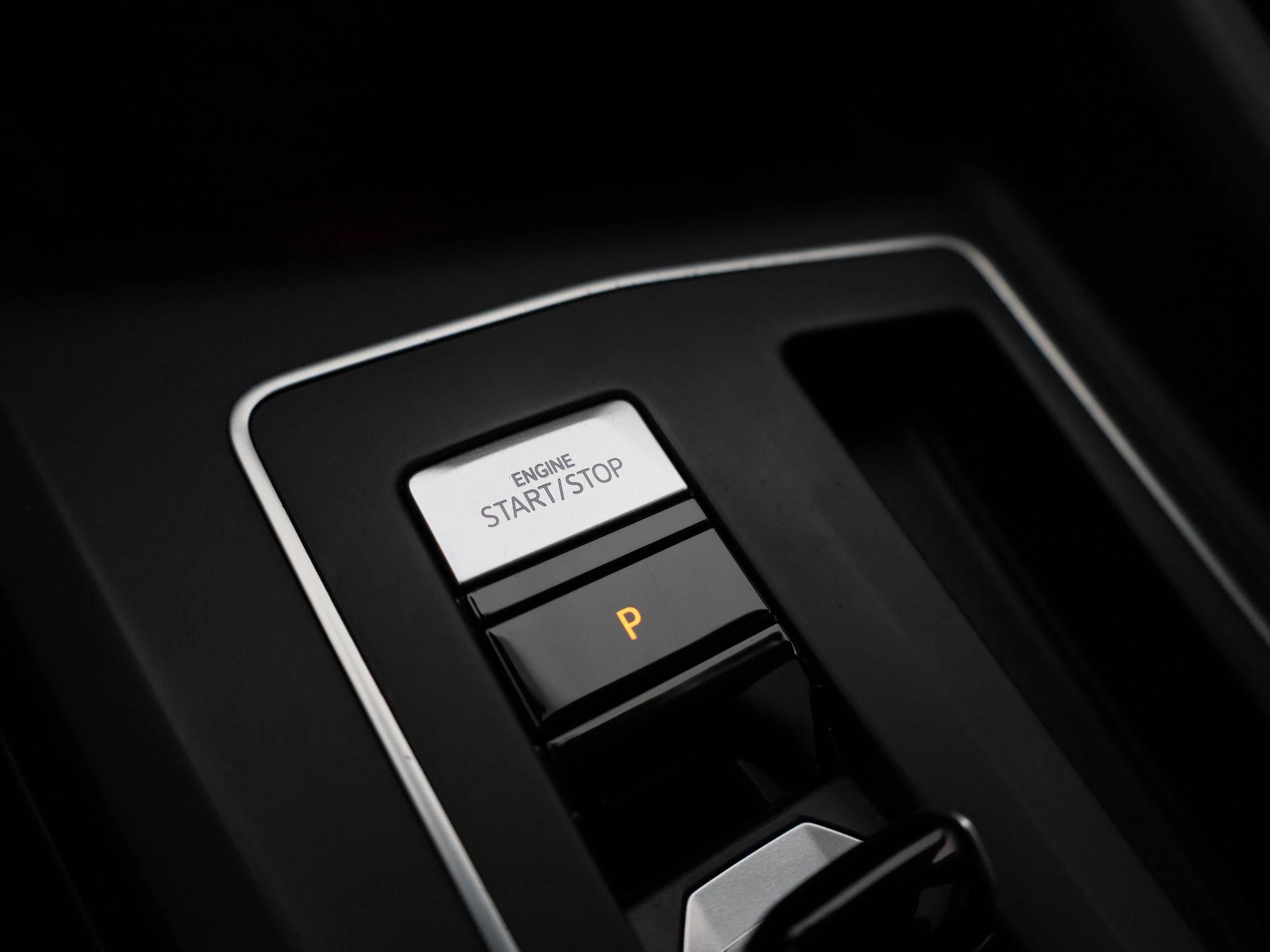 Volkswagen-Golf-image-32