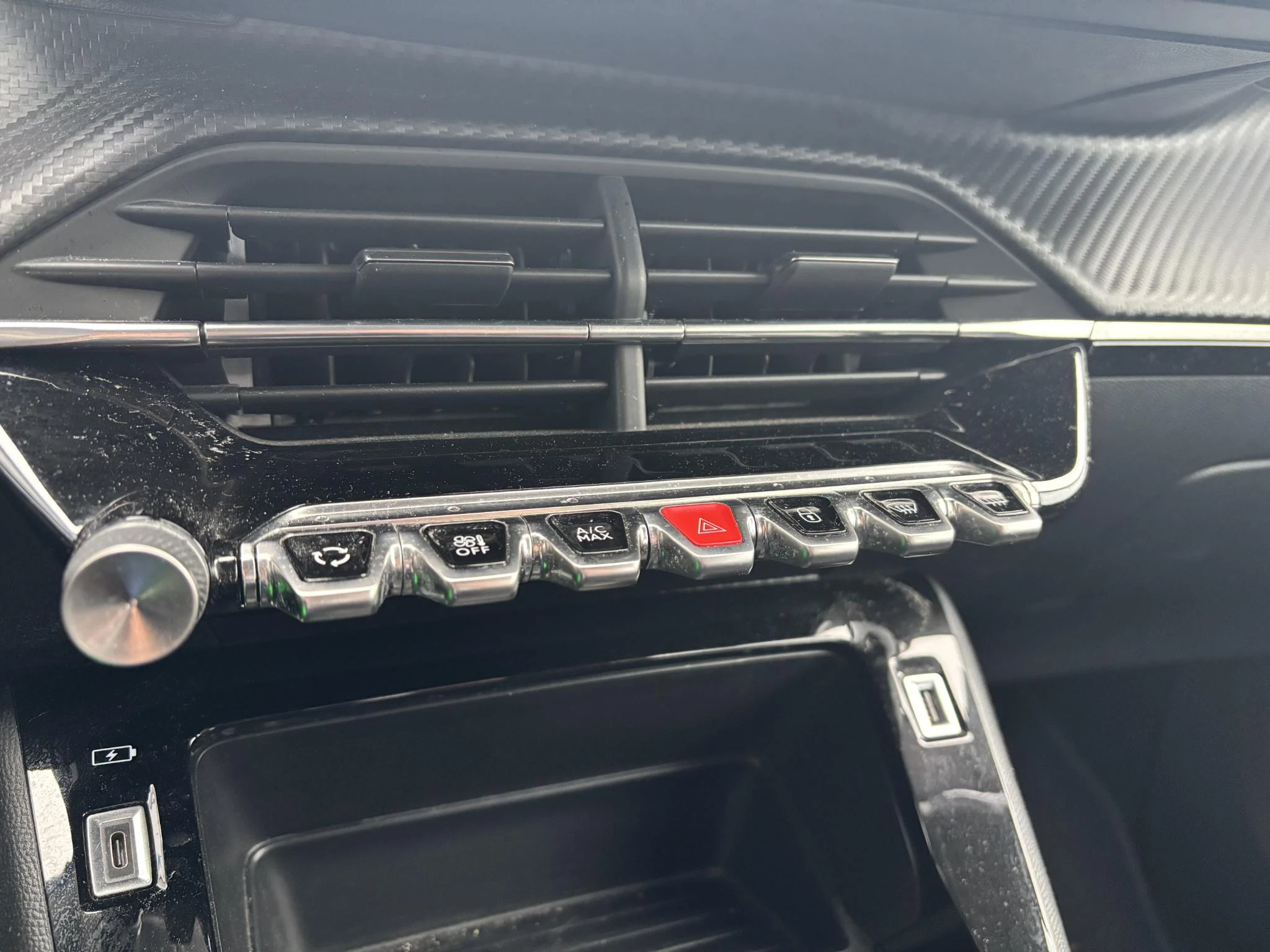 Peugeot-2008-image-14