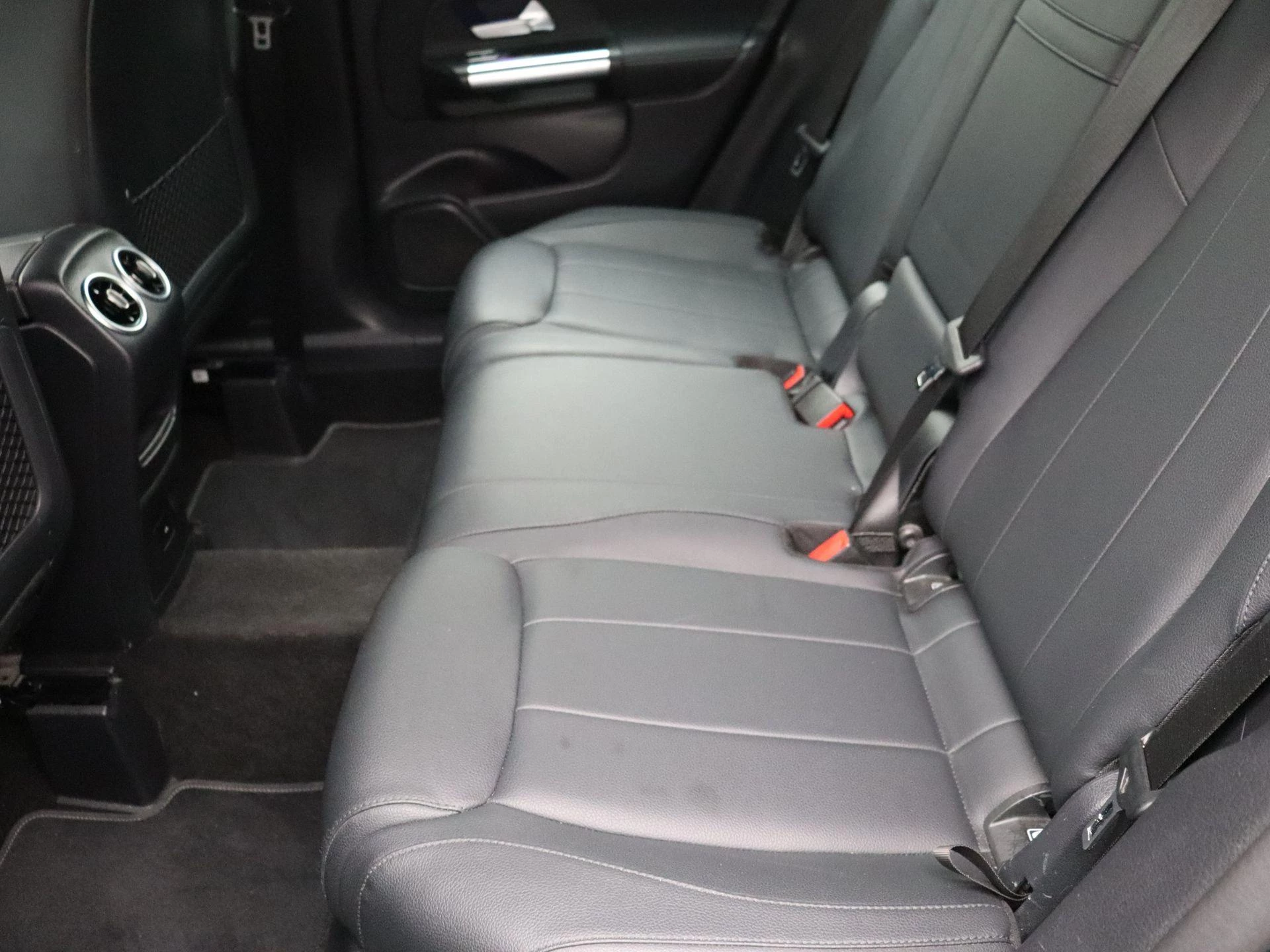 Mercedes-Benz GLA 250 e Business Line + LEDER + CAMERA +