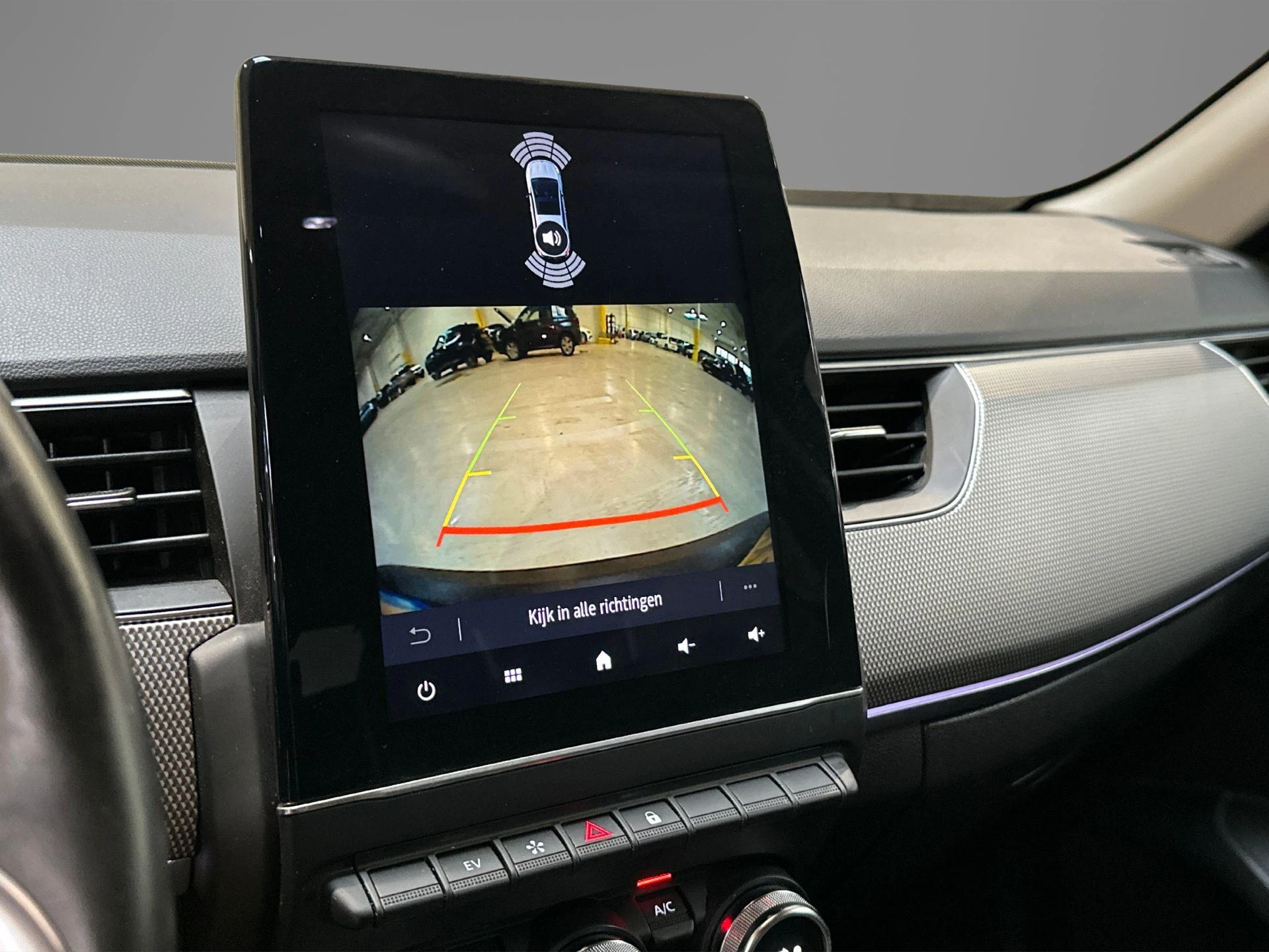 Renault-Arkana-image-8