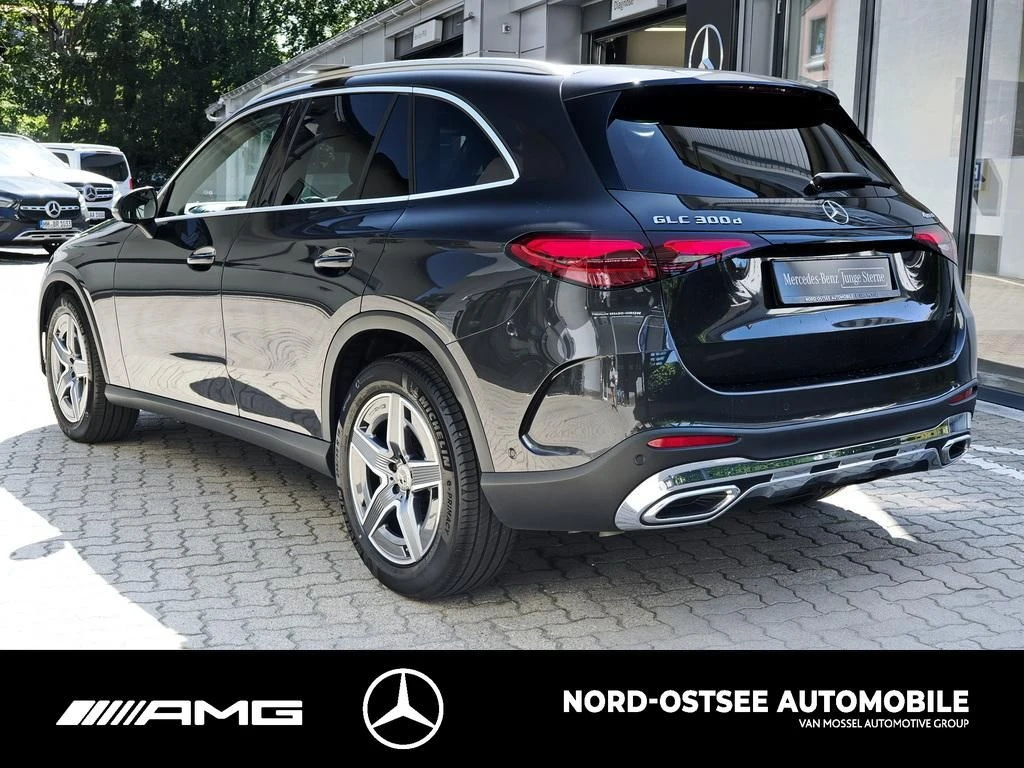 Mercedes-Benz-GLC-image-3