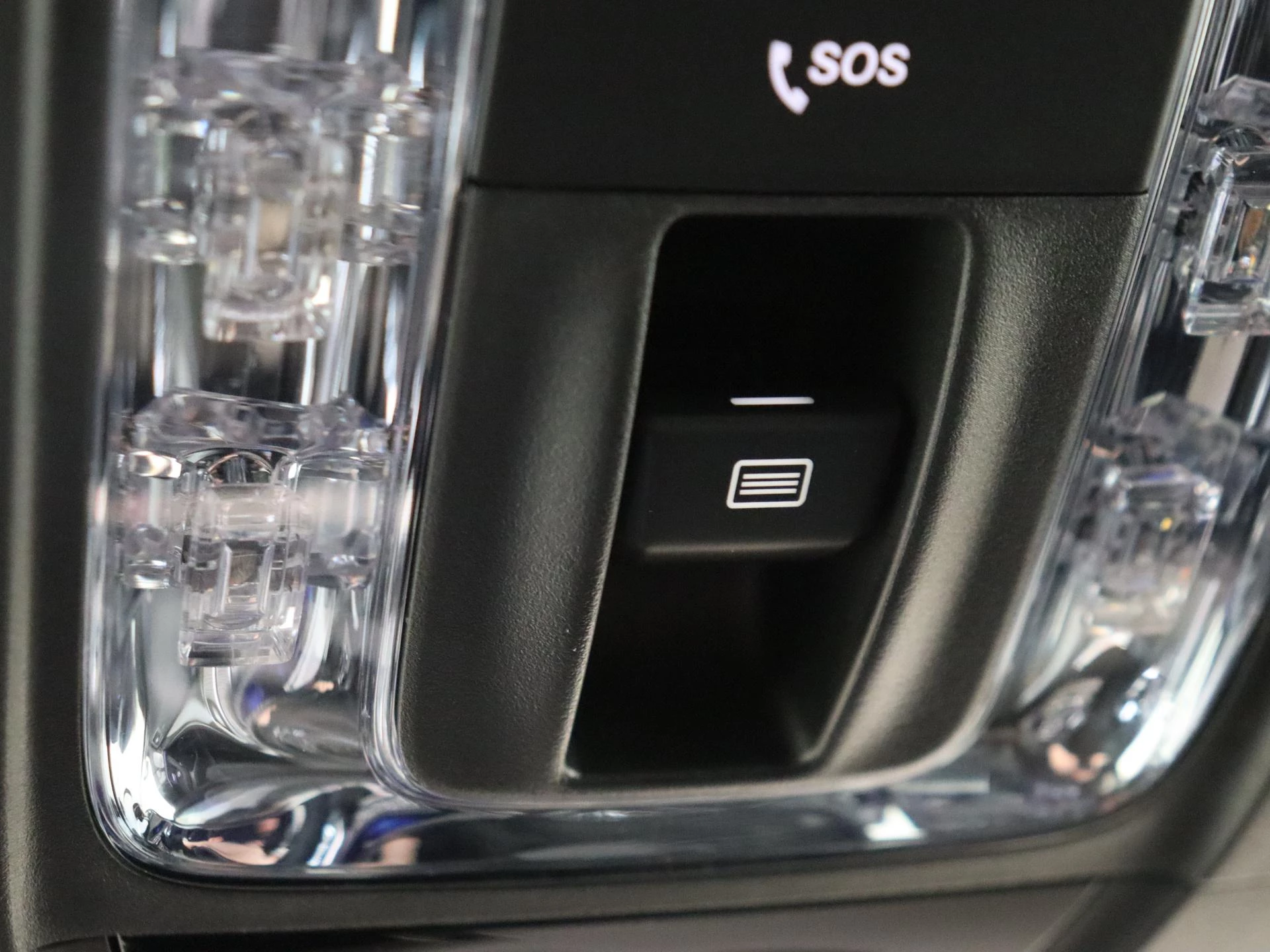 Mercedes-Benz-GLE-image-35