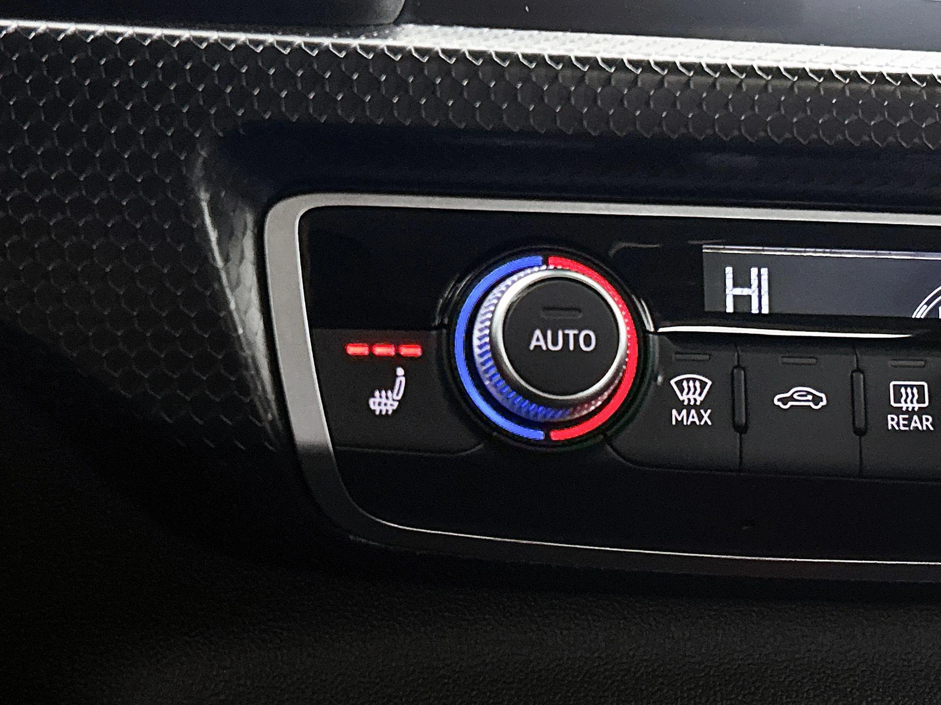 Audi-A1 Sportback-image-7