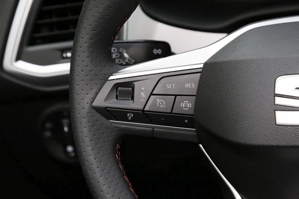 SEAT Ateca FR Black Ed. UPE 47.160 Panorama AHK TView