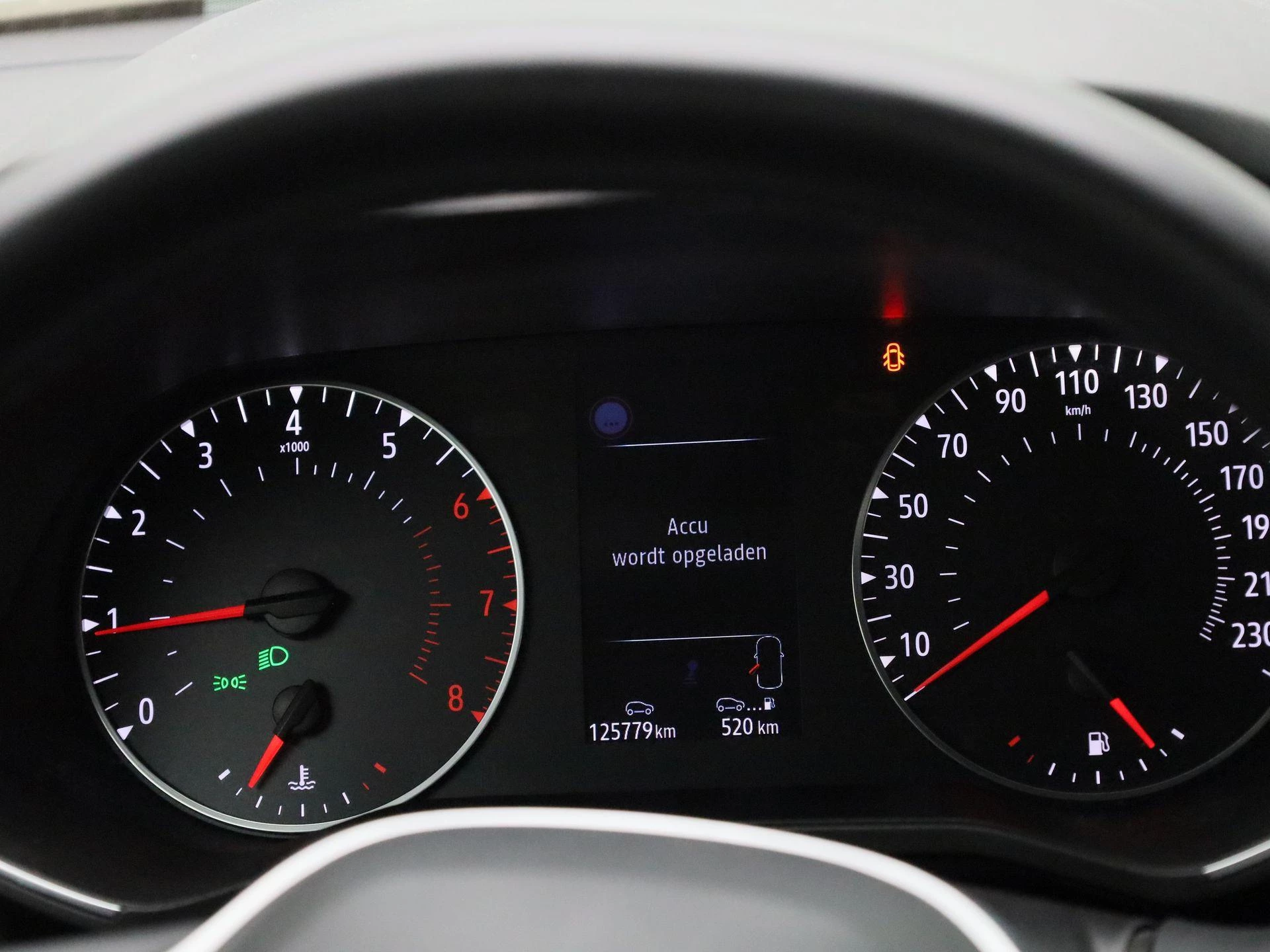 Renault-Clio-image-8