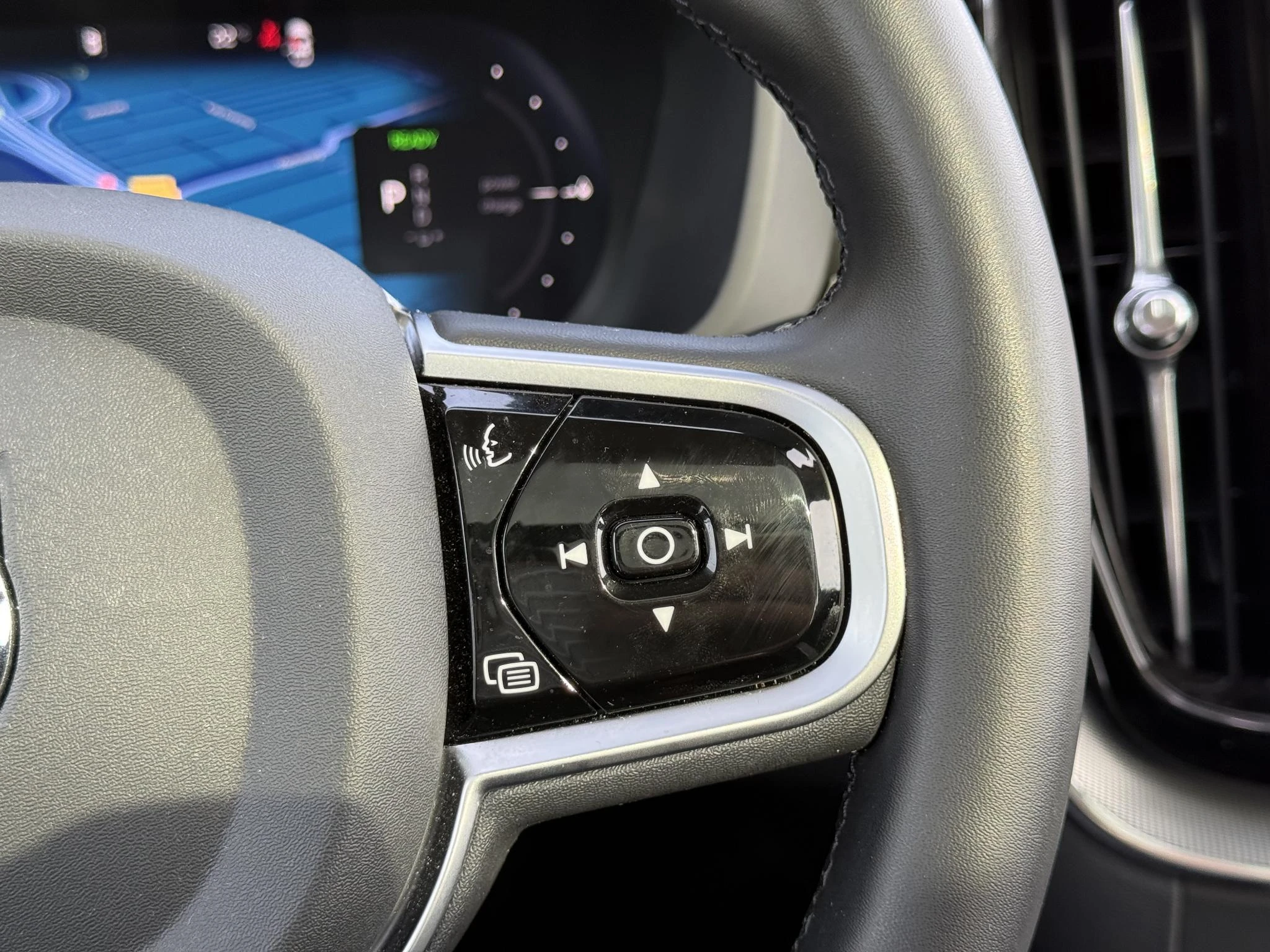 Volvo-XC60-image-28