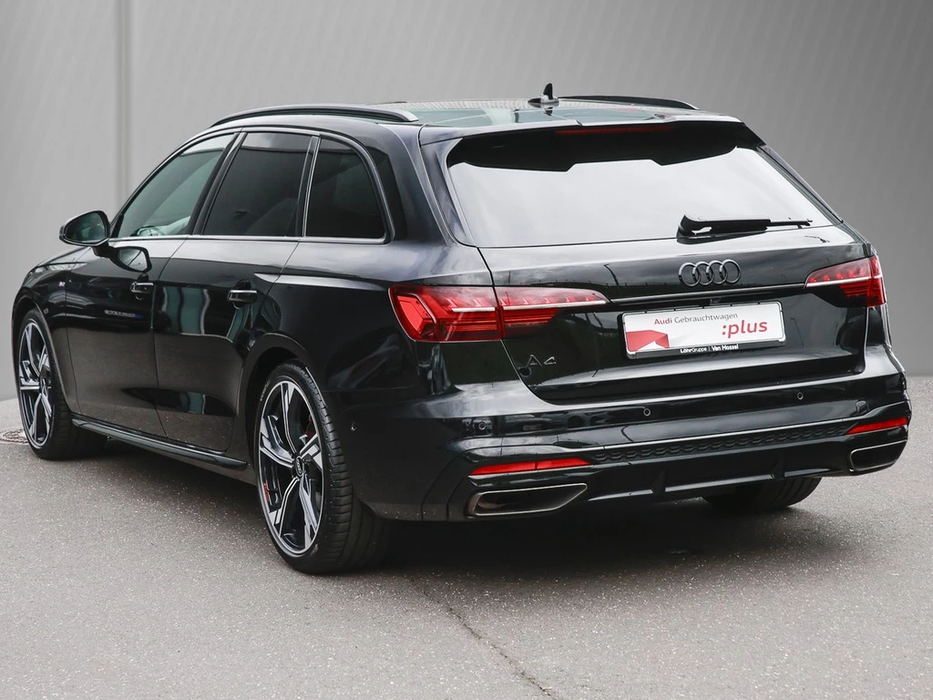 Audi A4 Avant 40 TFSI S line competition + Matrix