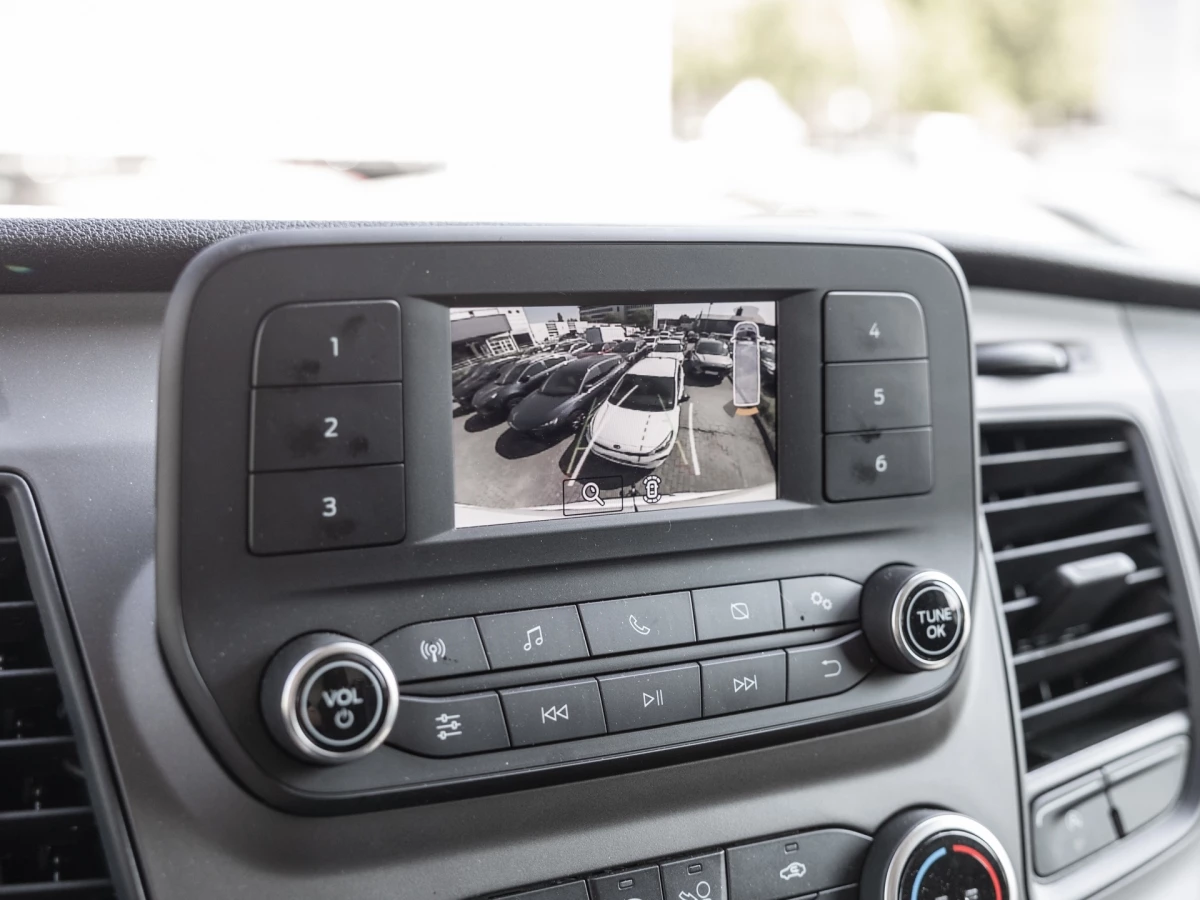 Ford-Transit-image-11