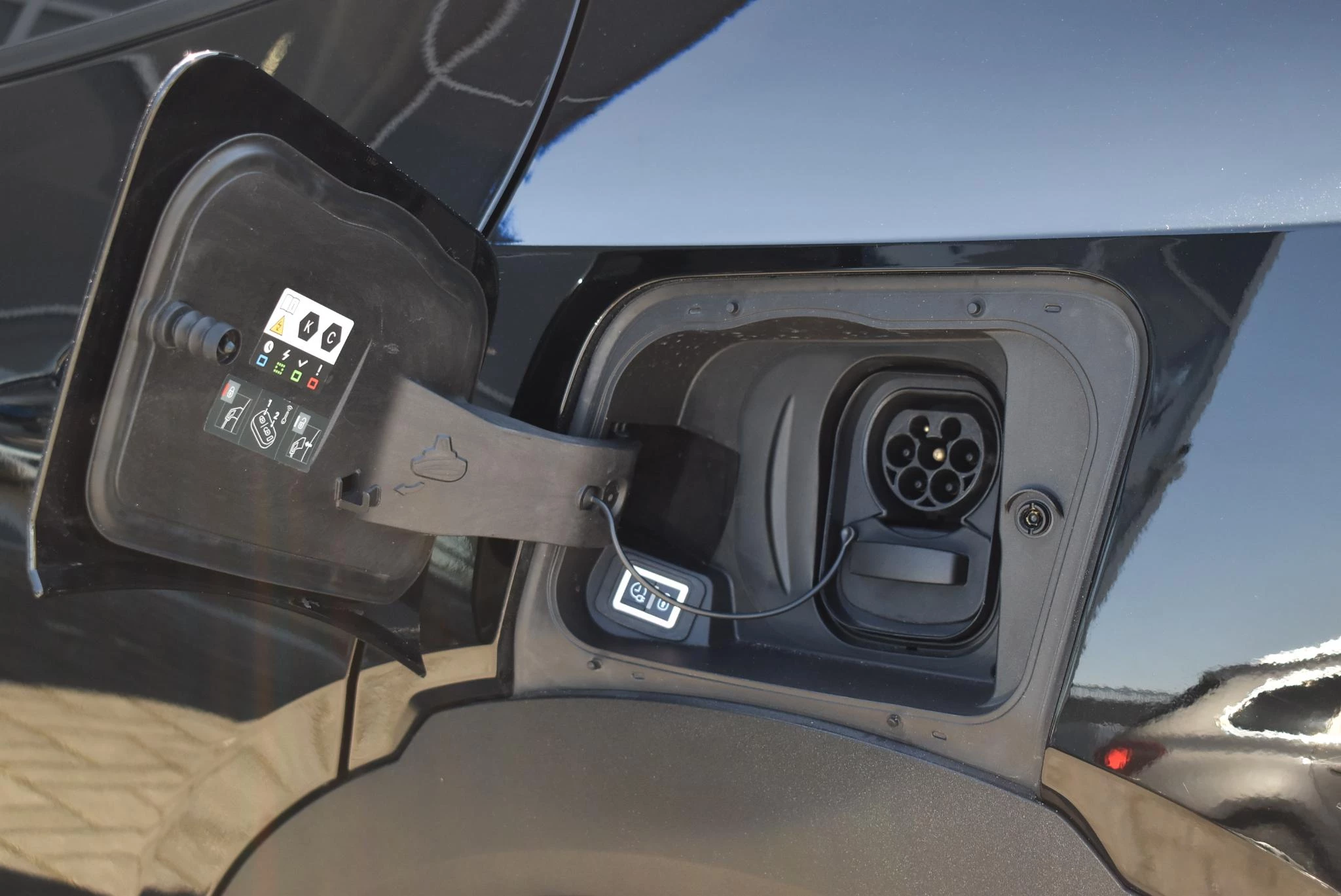 Opel-Mokka-e-image-8