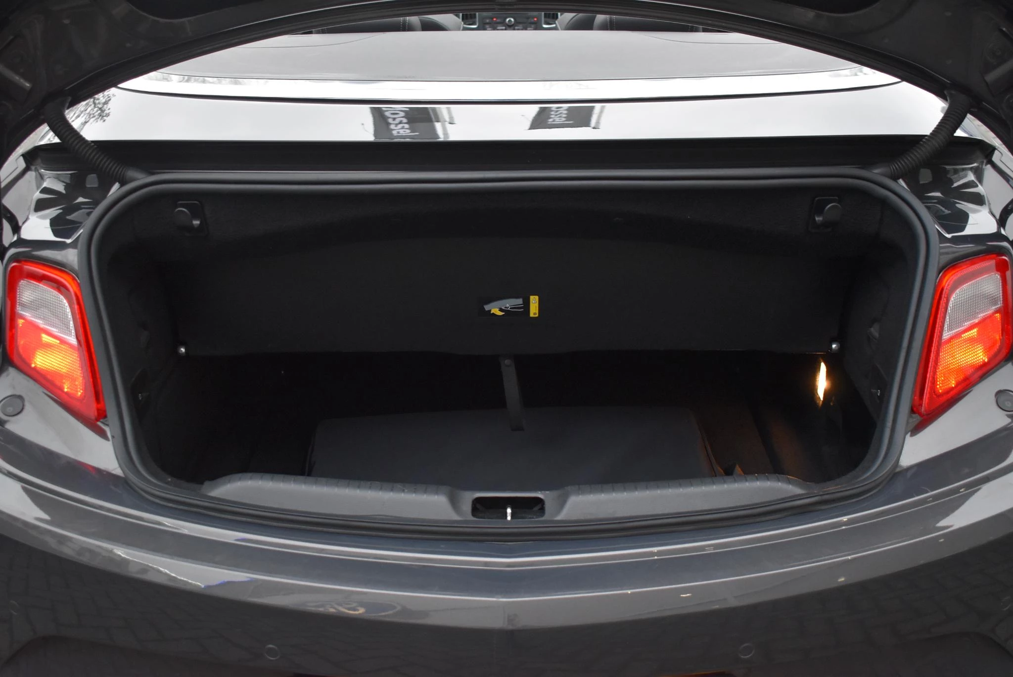 Opel-Cascada-image-36