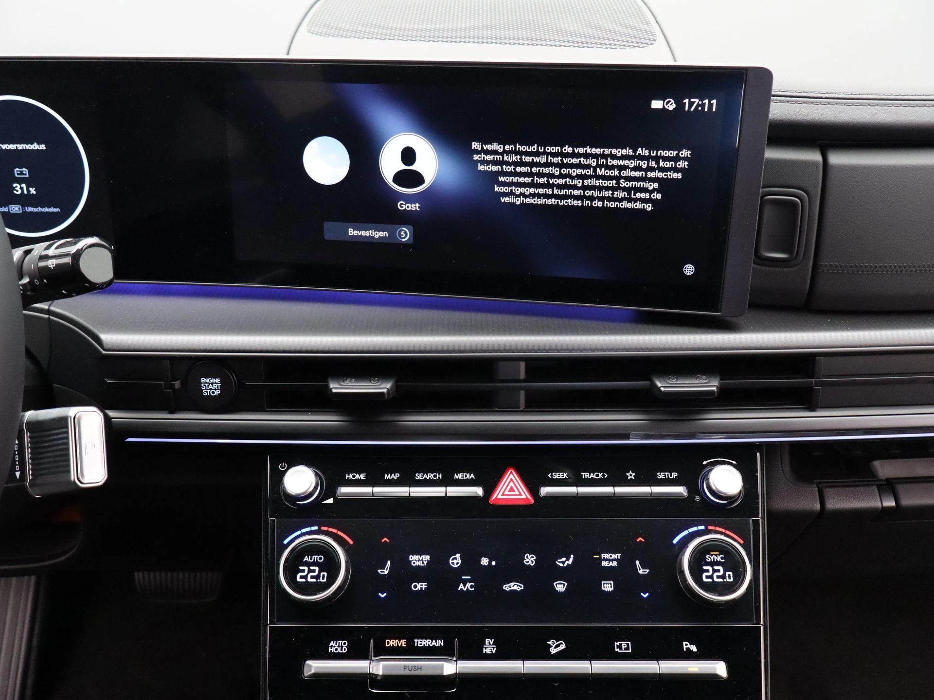 Hyundai-Santa Fe-image-9