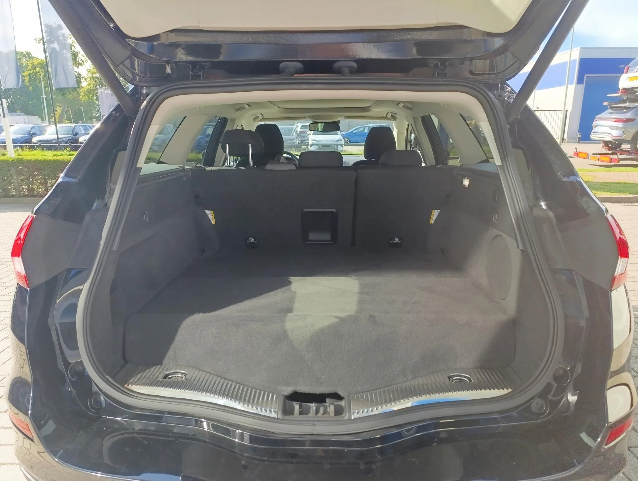 Ford-Mondeo-image-15